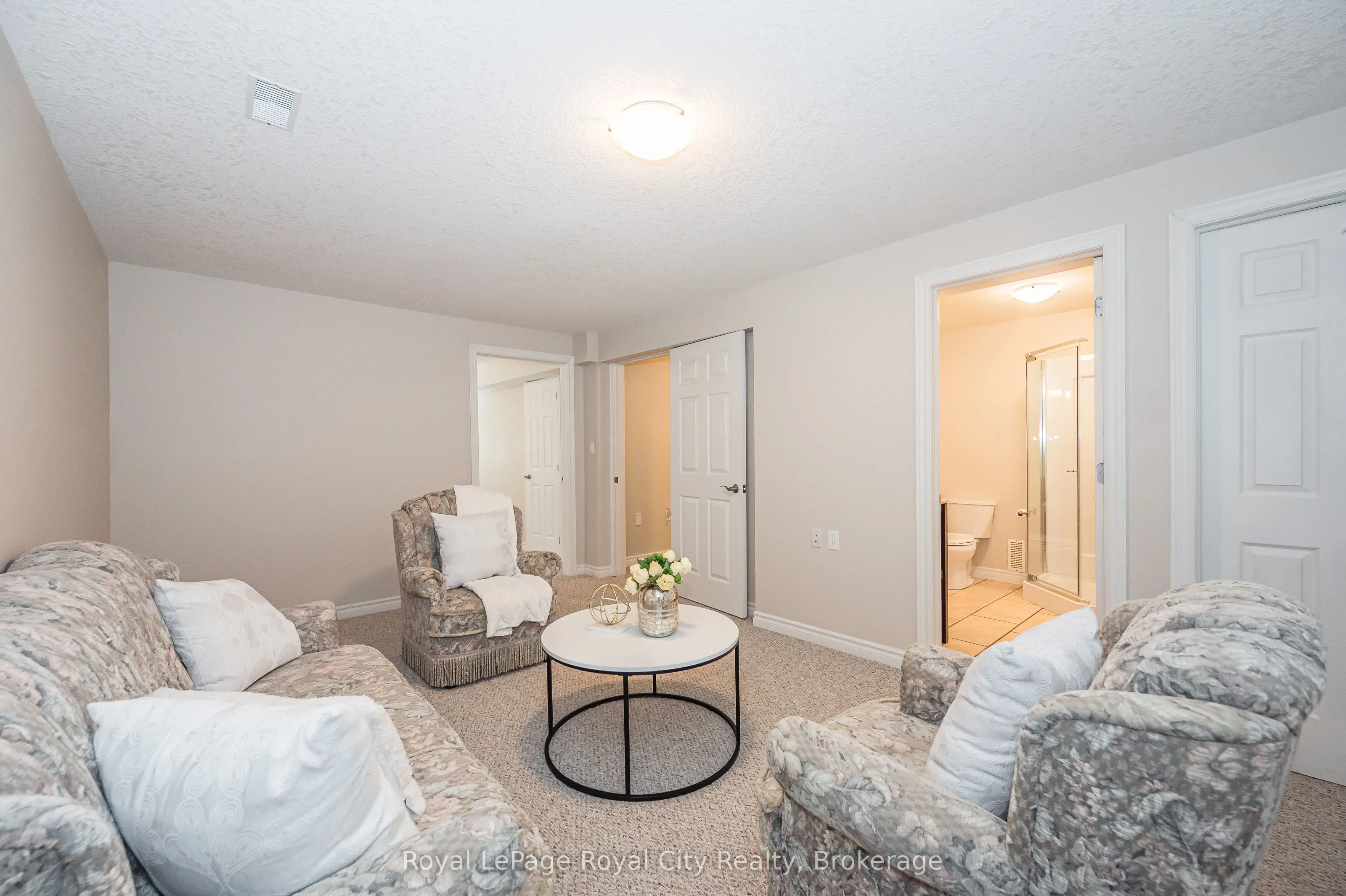 24 Beechlawn Boulevard, #N/A