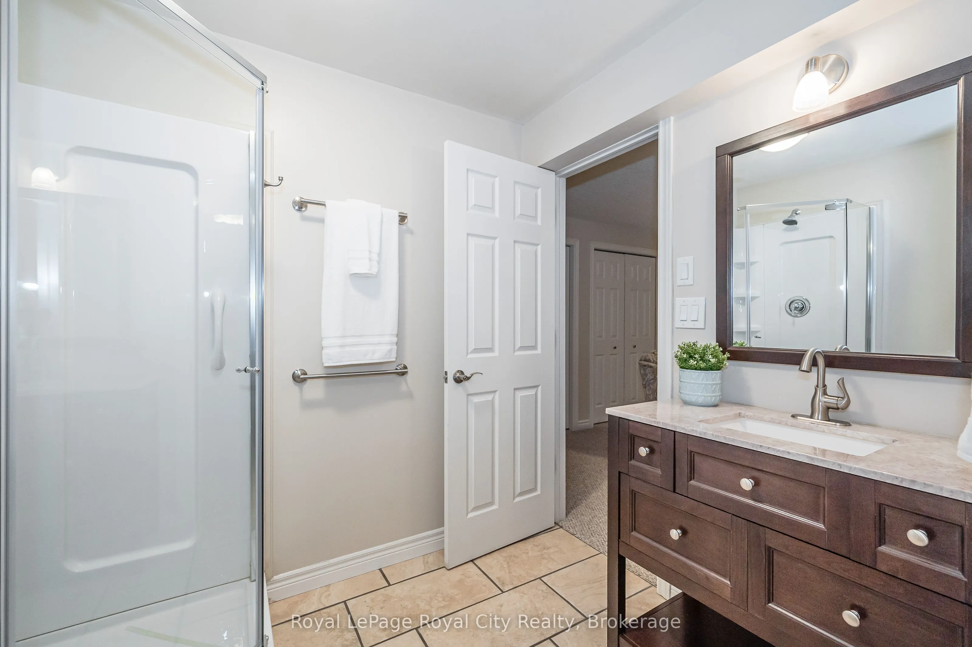 24 Beechlawn Boulevard, #N/A