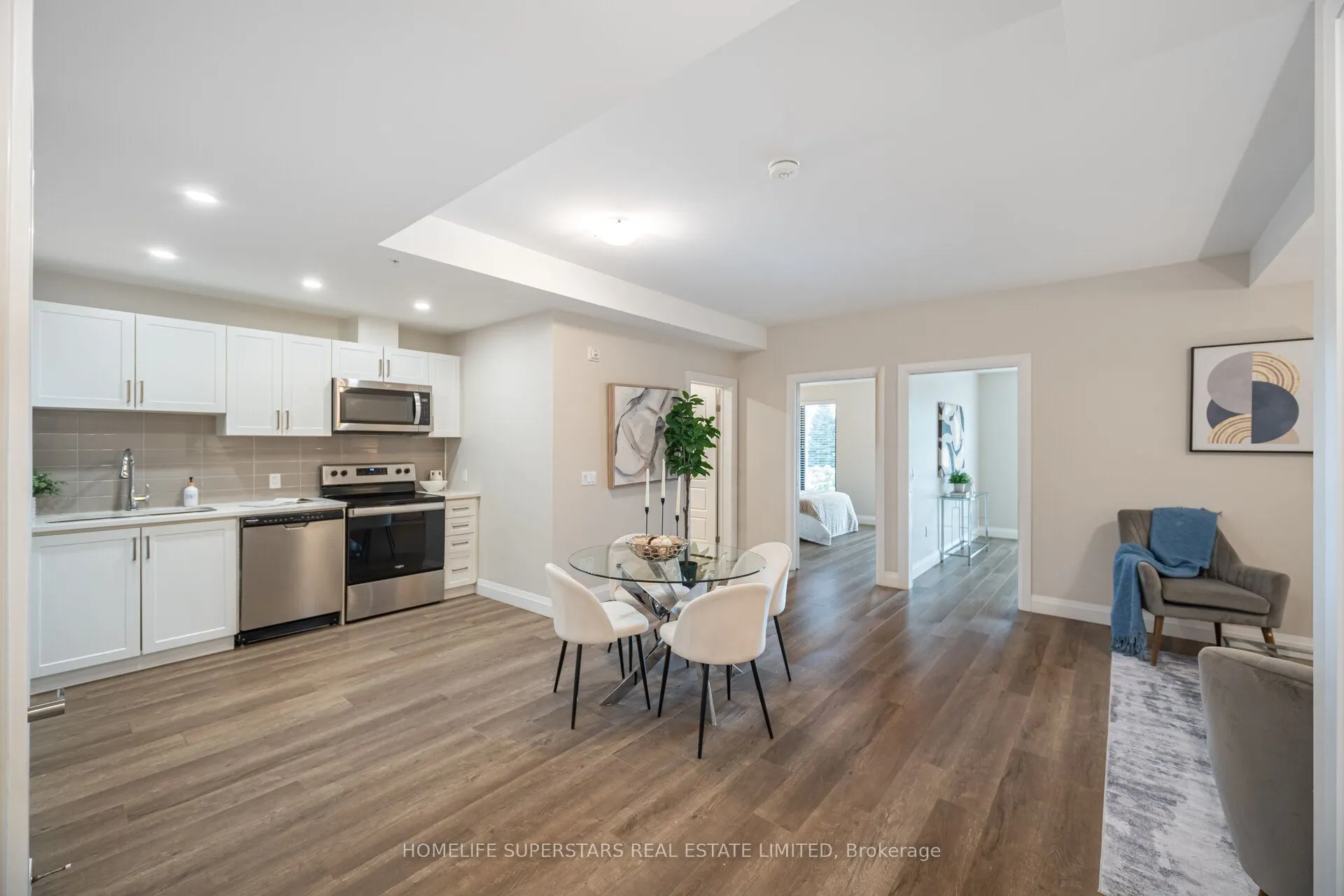 5 Wake Robin Drive, #115