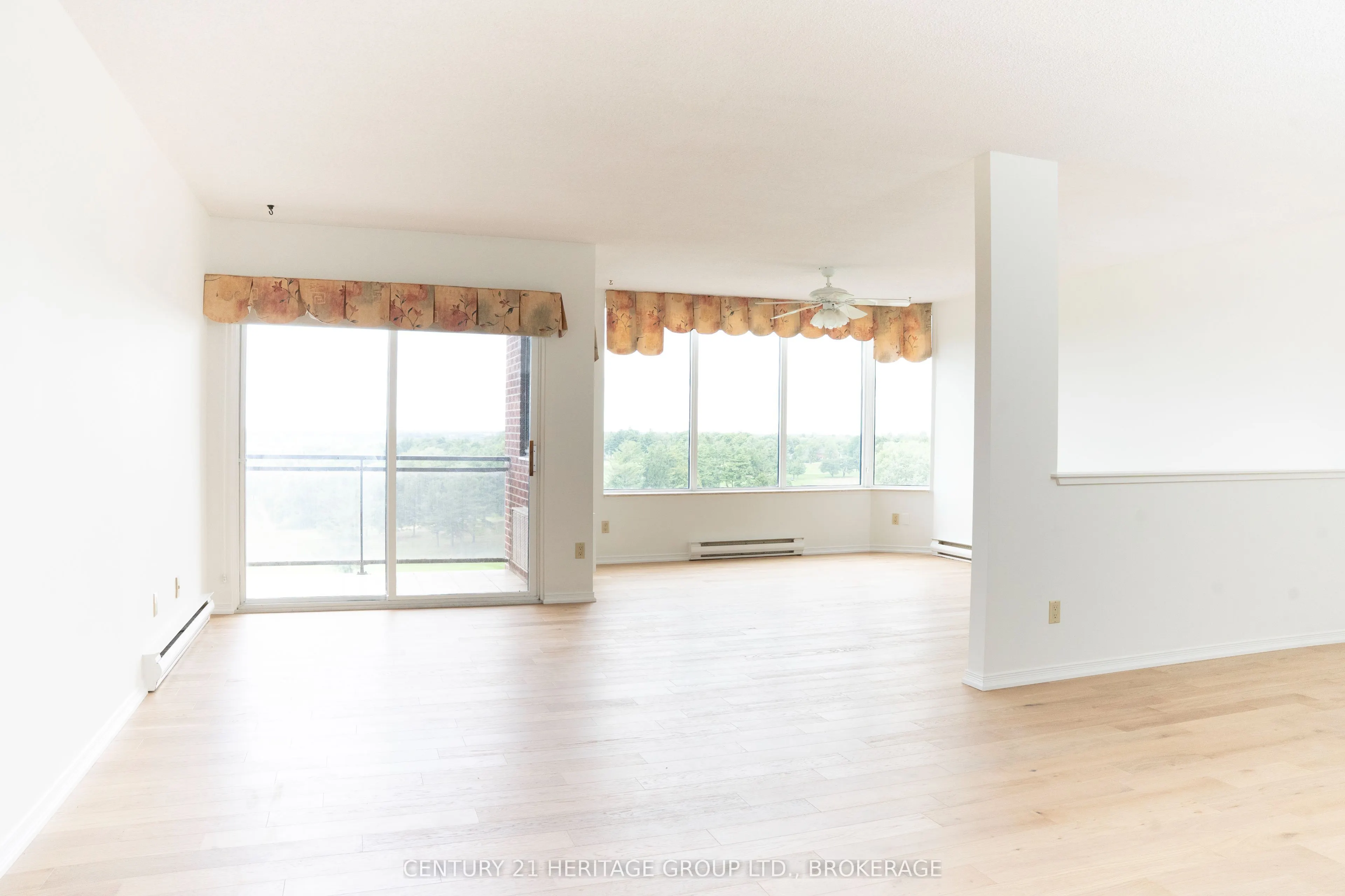 1000 King Street W, #1202