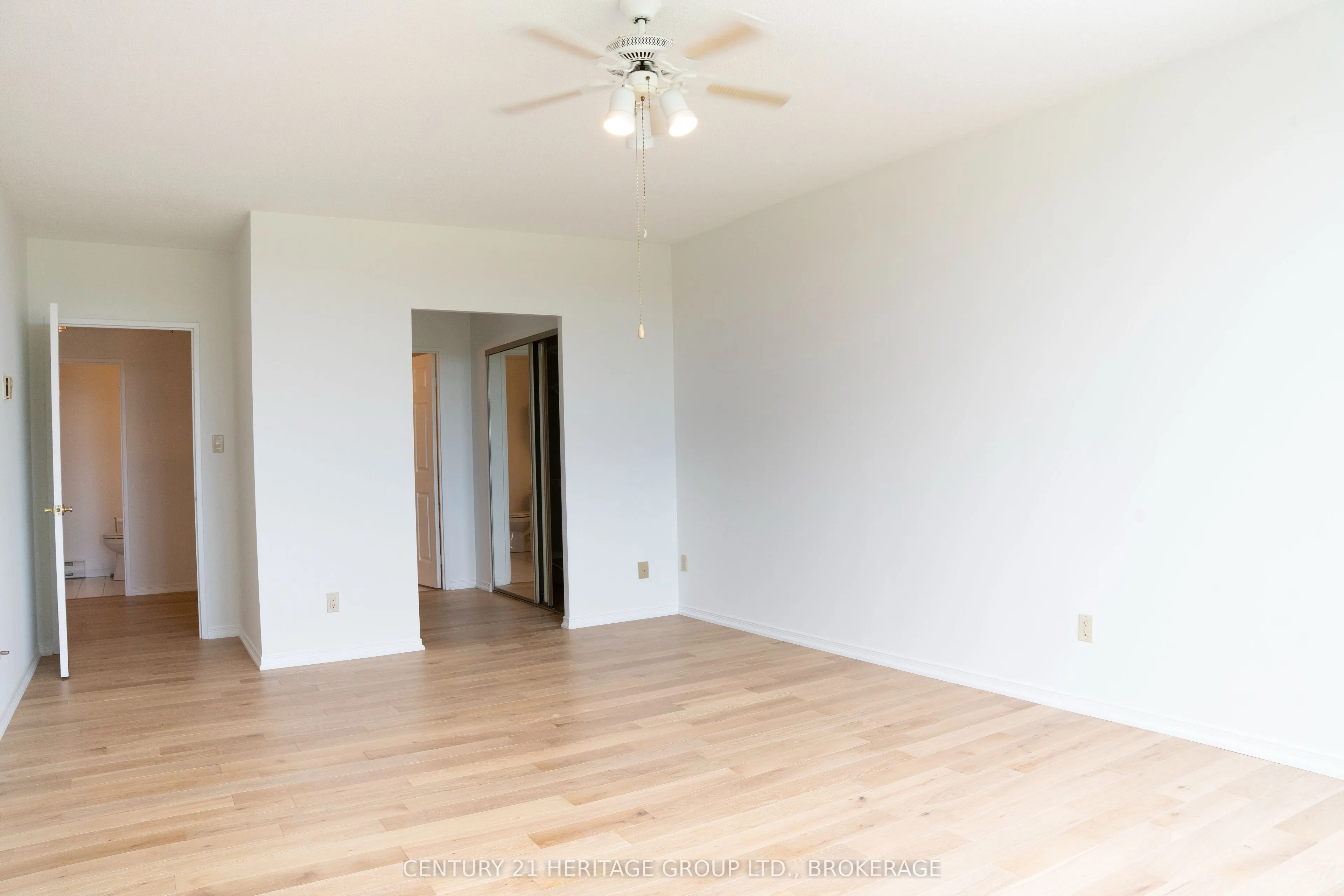 1000 King Street W, #1202