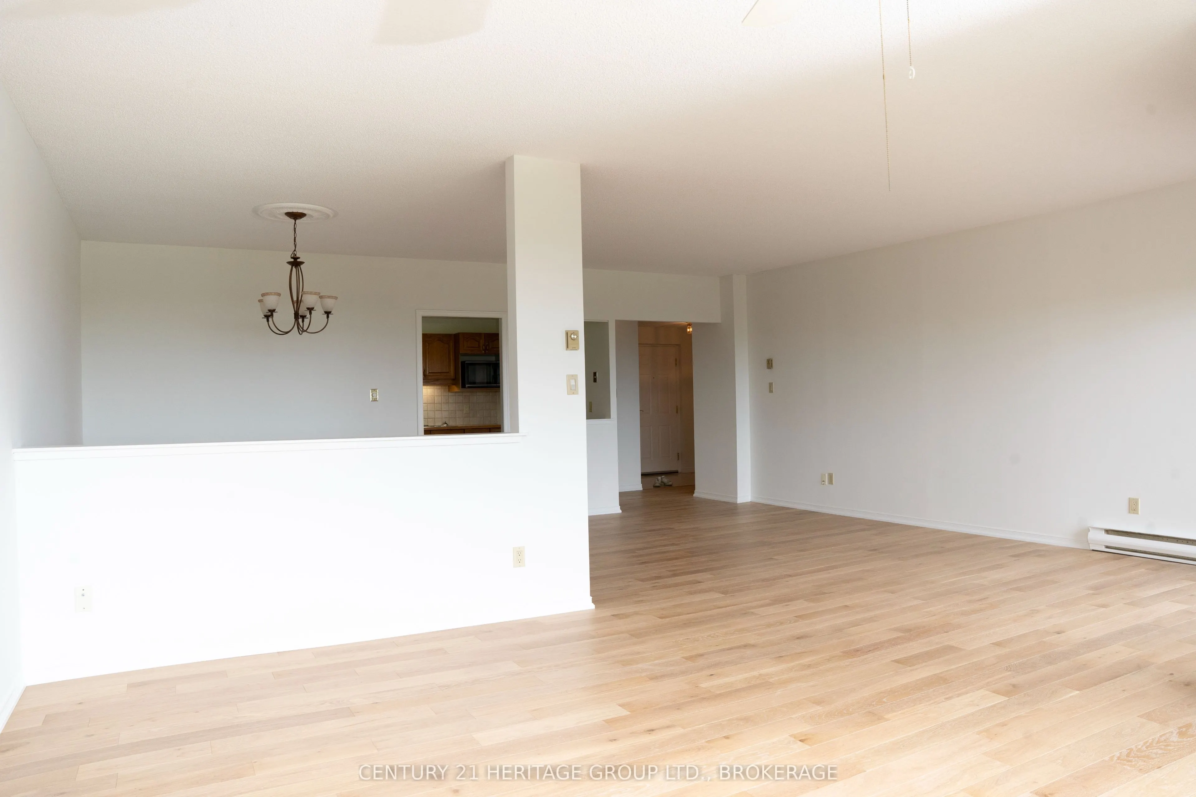 1000 King Street W, #1202