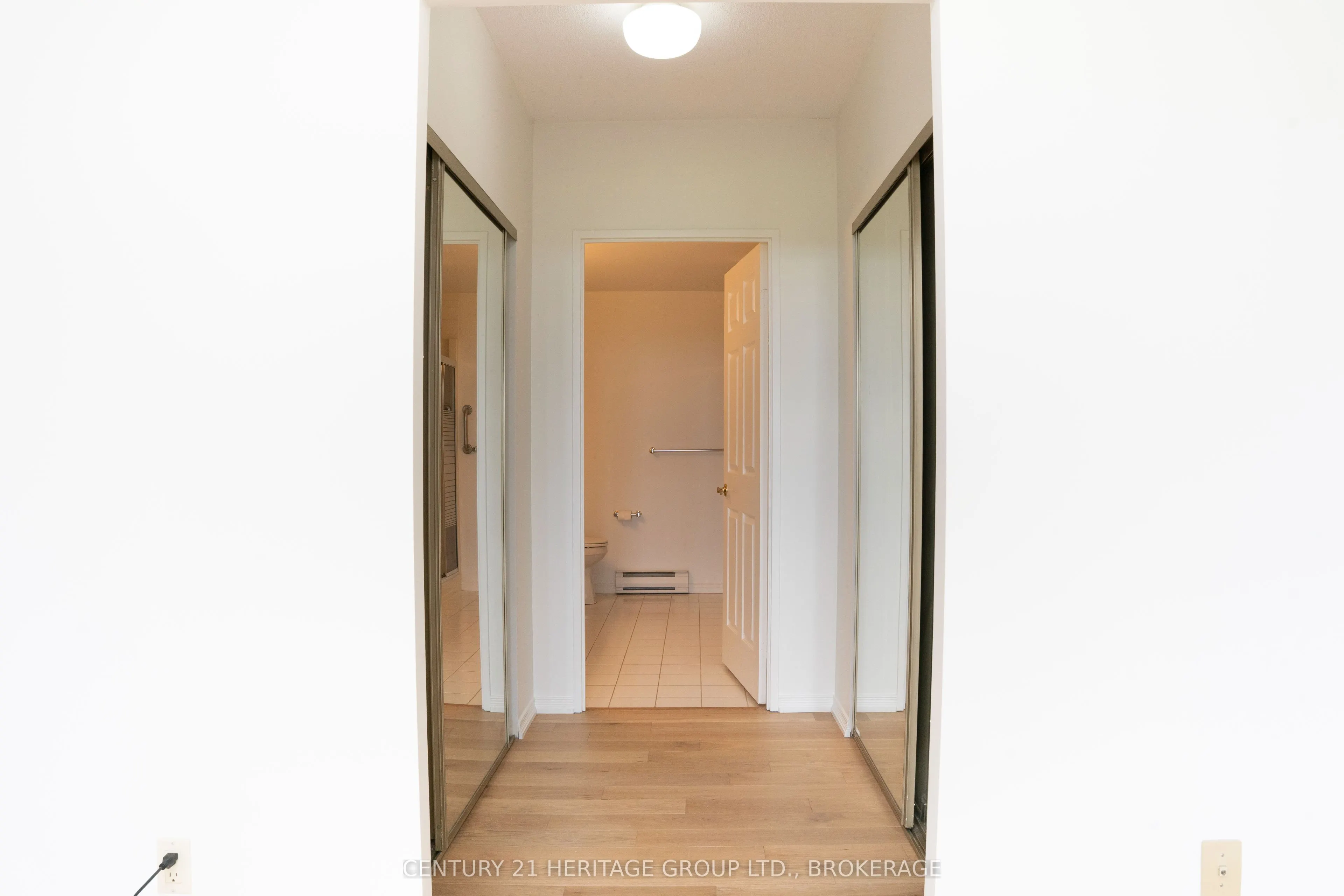 1000 King Street W, #1202