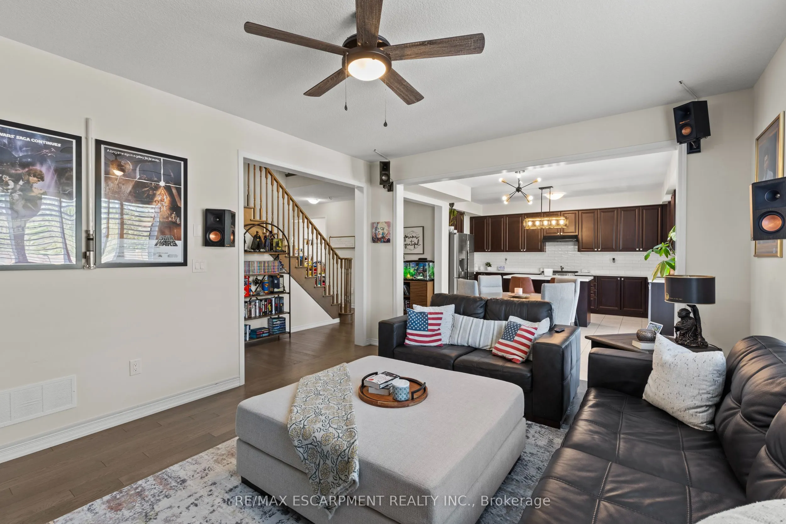 62 Esther Crescent