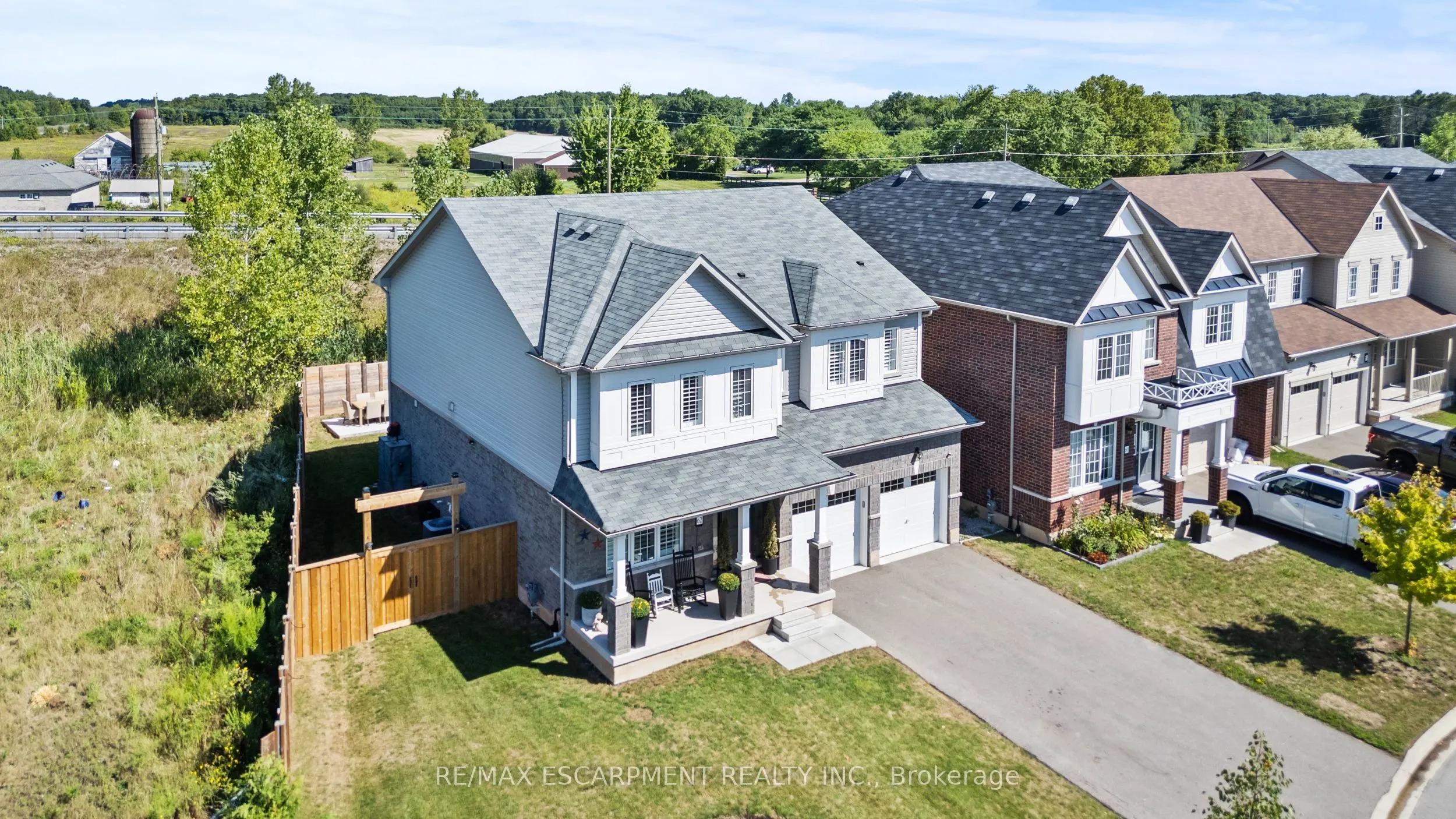 62 Esther Crescent