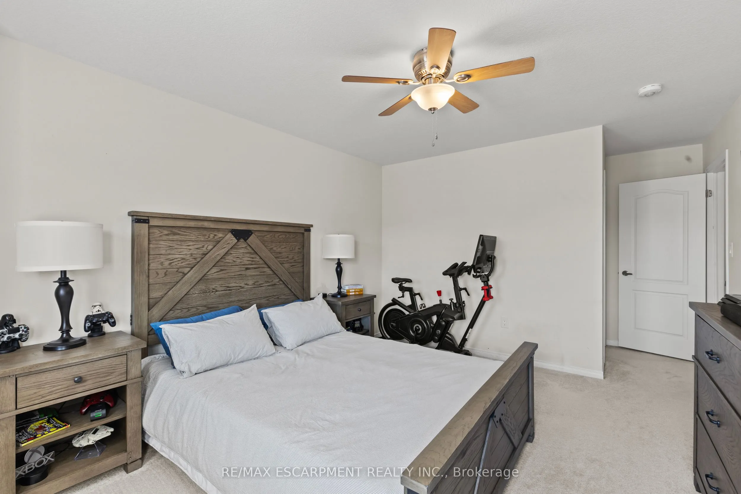 62 Esther Crescent