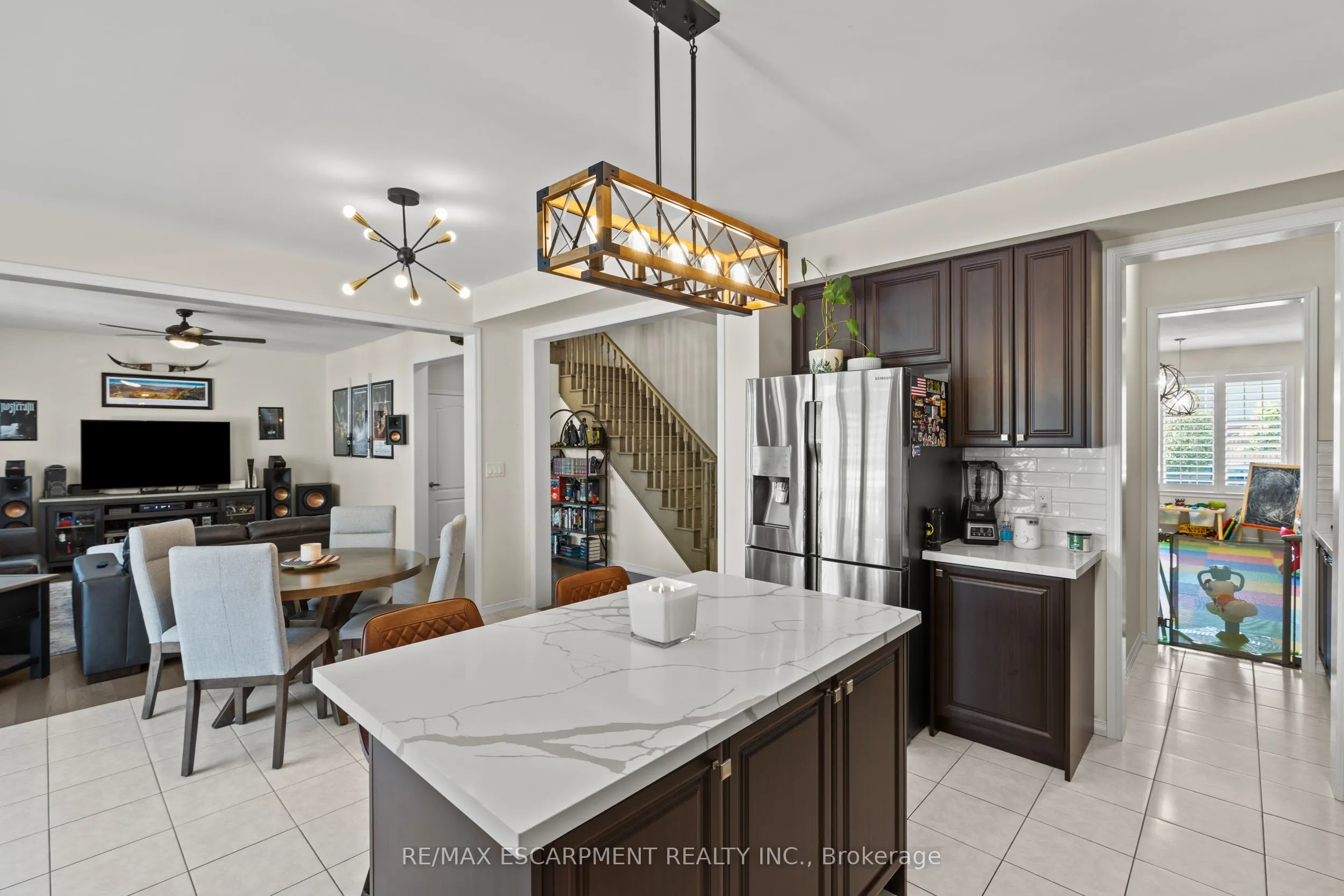 62 Esther Crescent