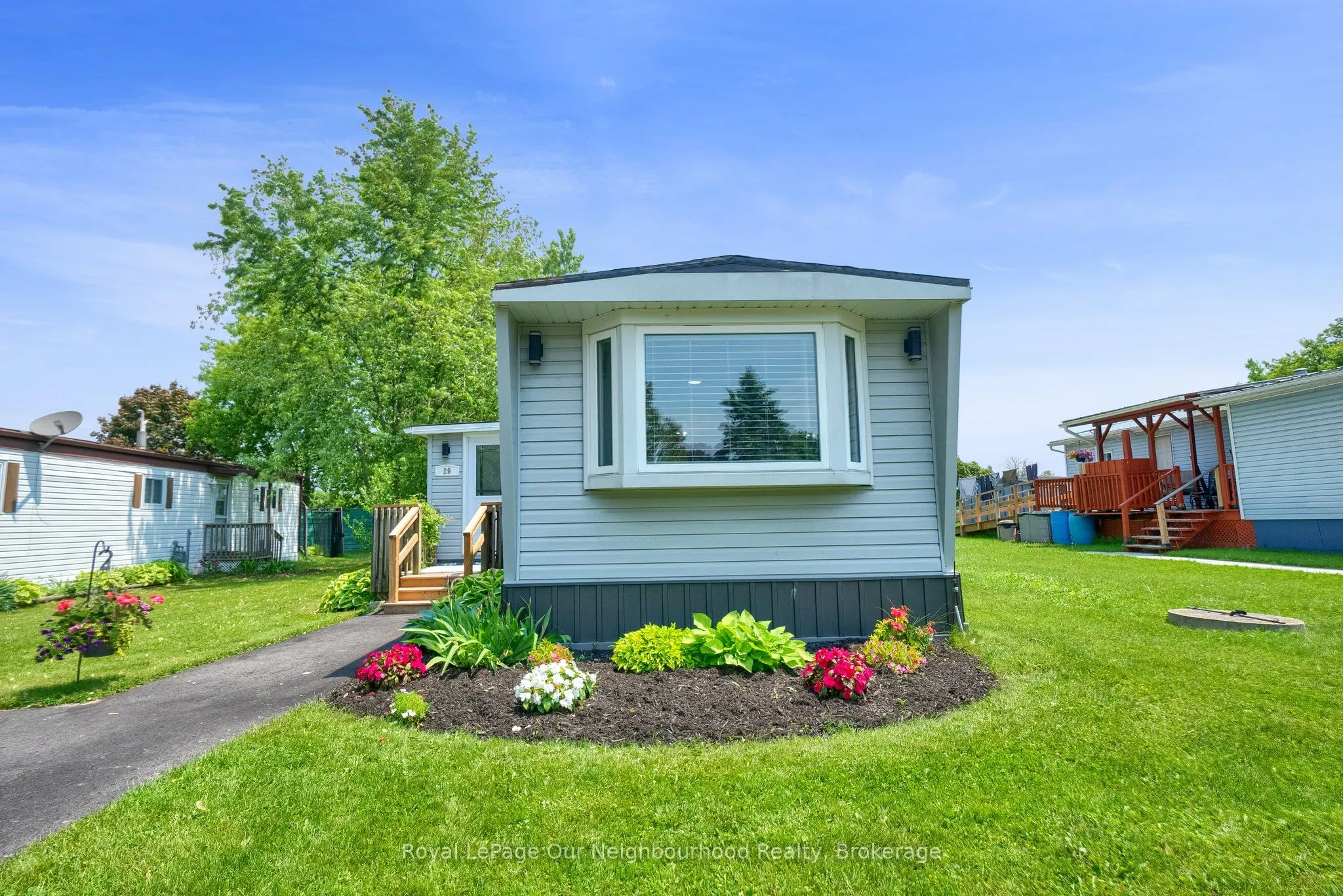 29 Hillview Drive