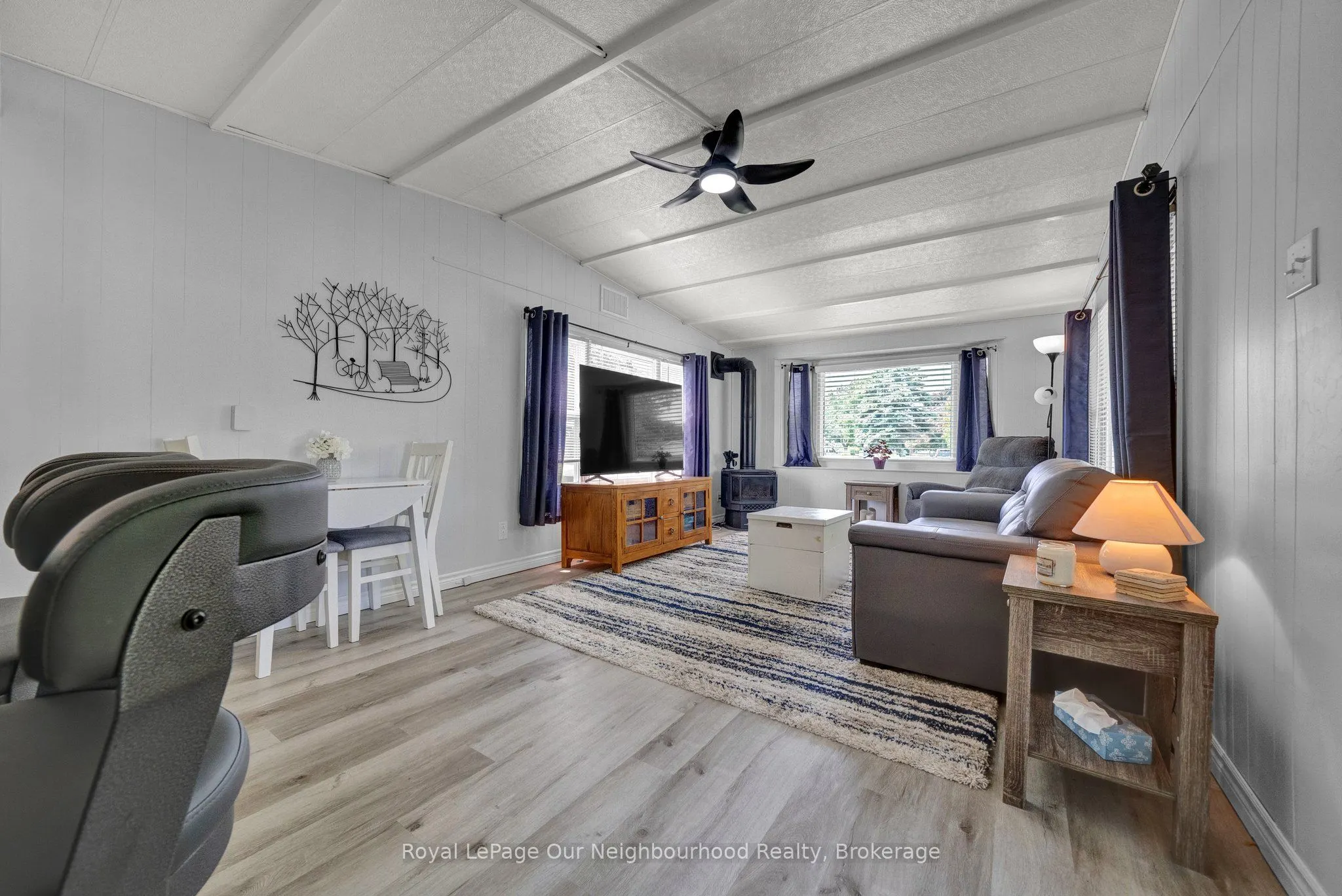 29 Hillview Drive