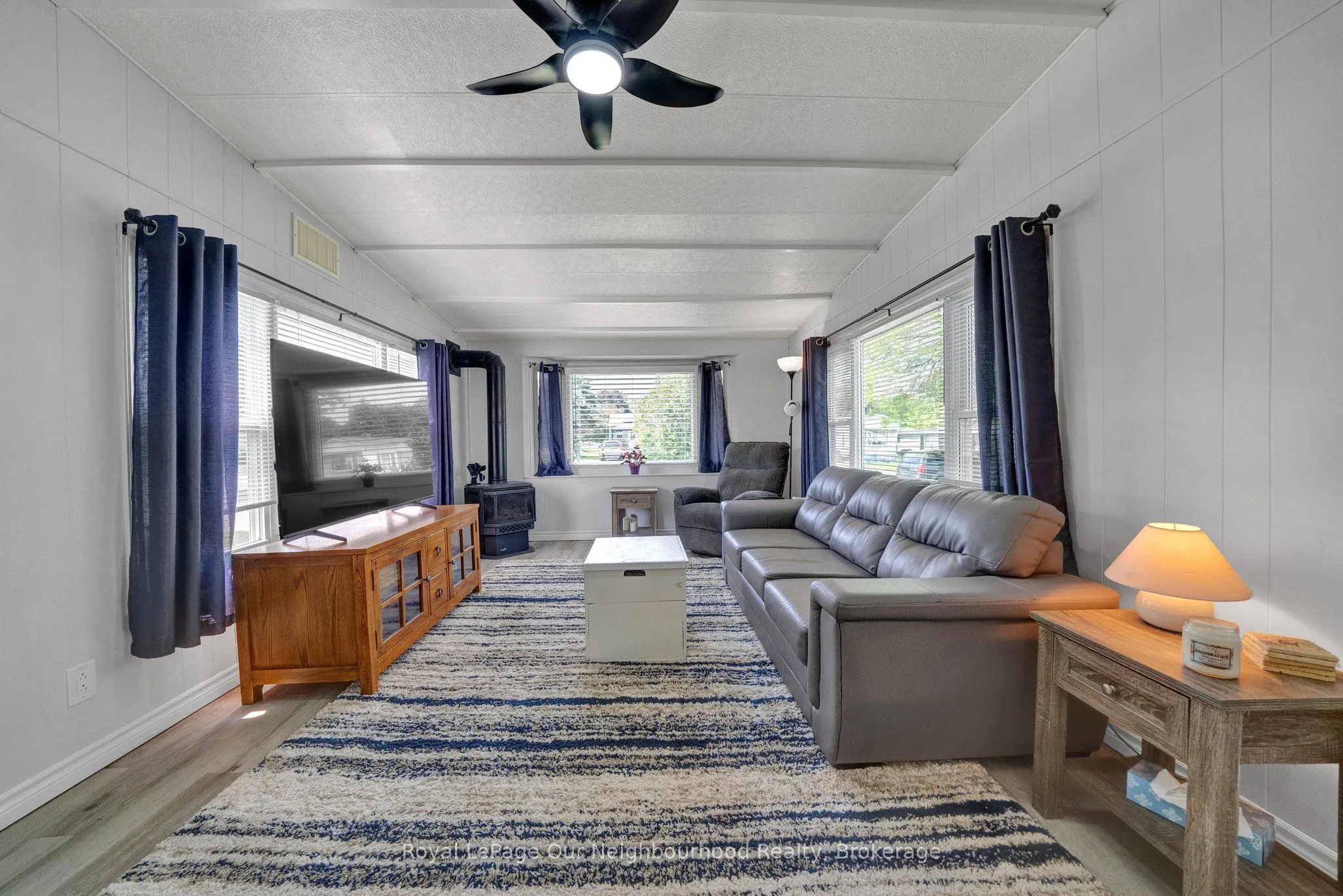 29 Hillview Drive
