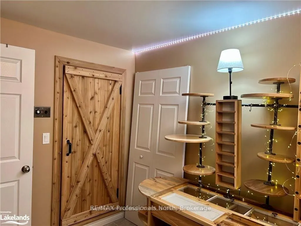 1591 HIDDEN VALLEY Road, #20