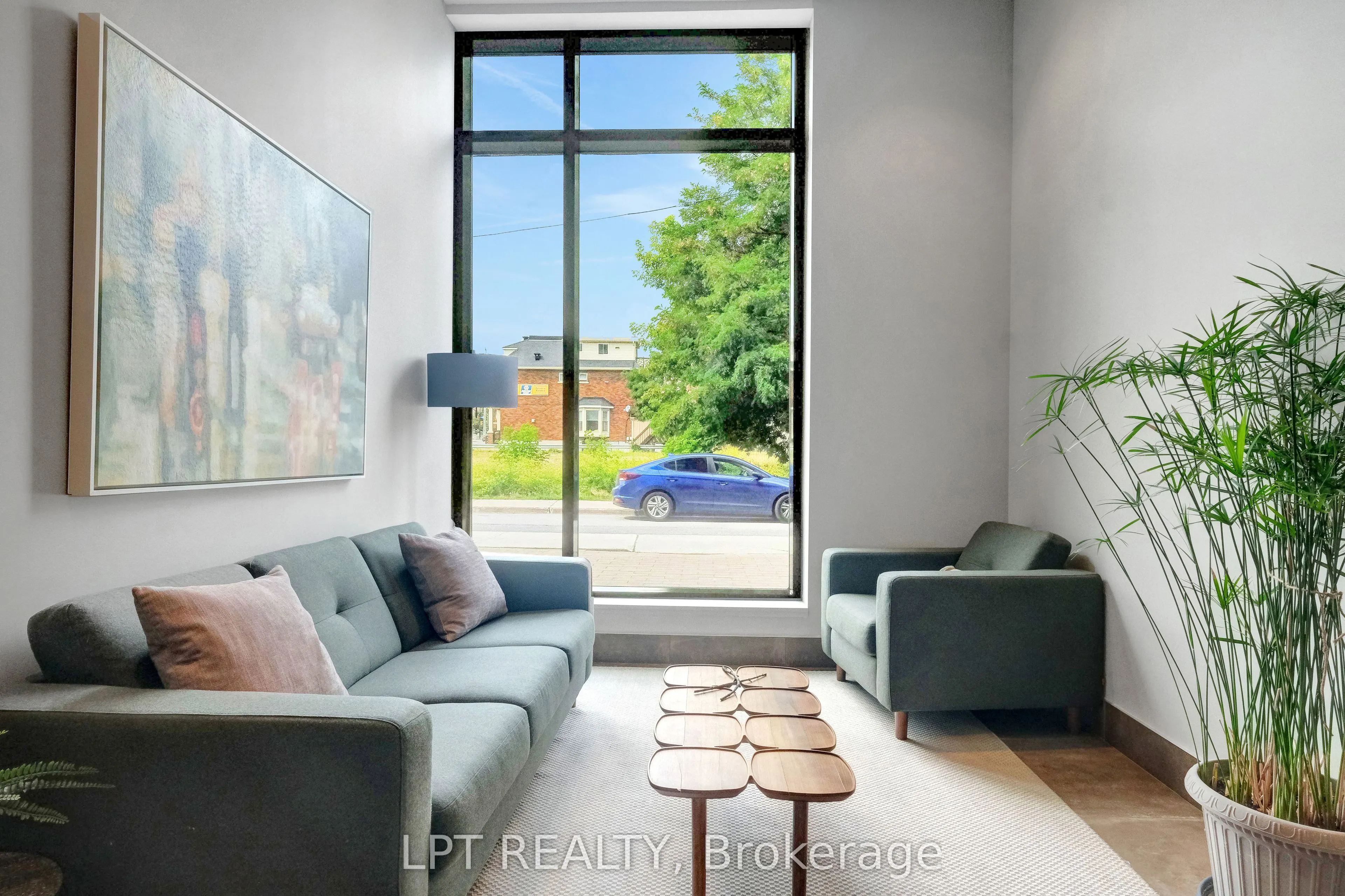 60 Springhurst Avenue, #504