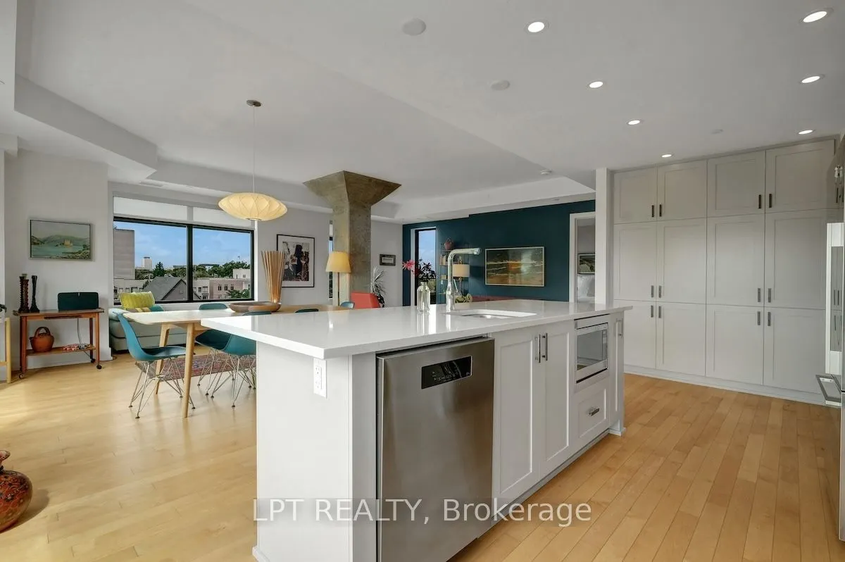 60 Springhurst Avenue, #504