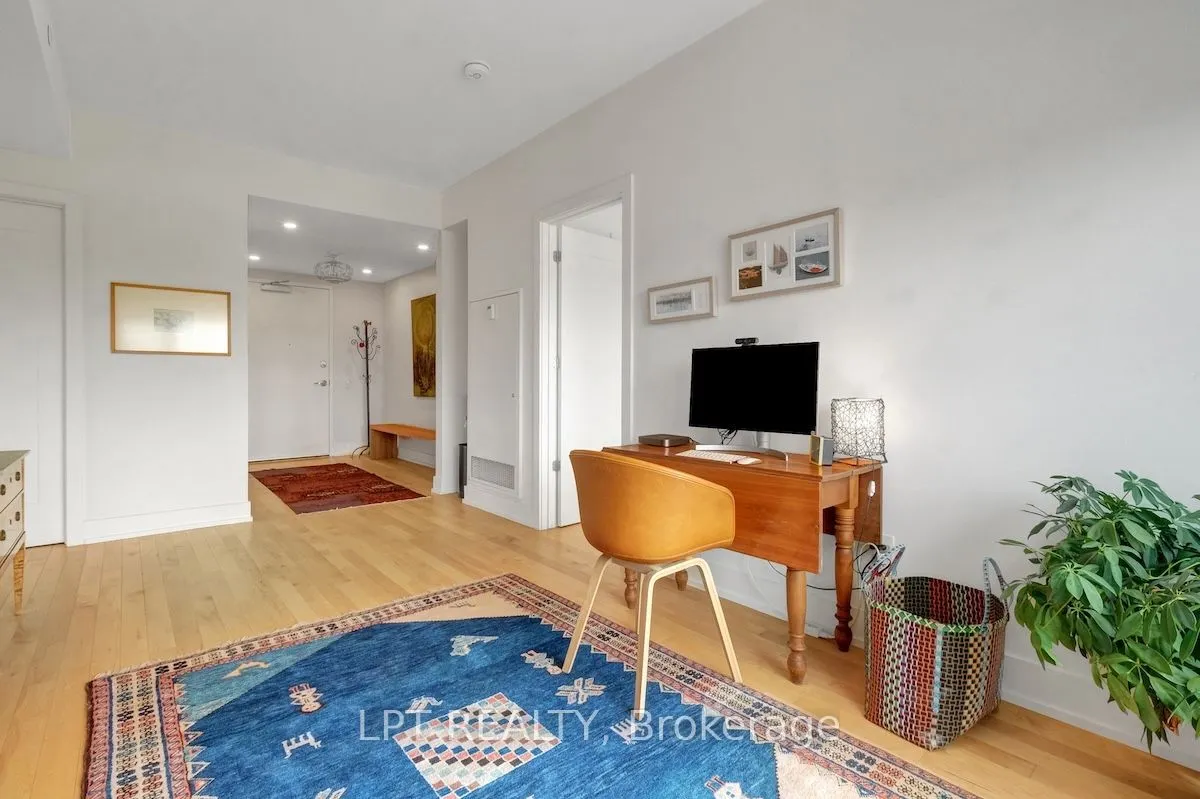60 Springhurst Avenue, #504