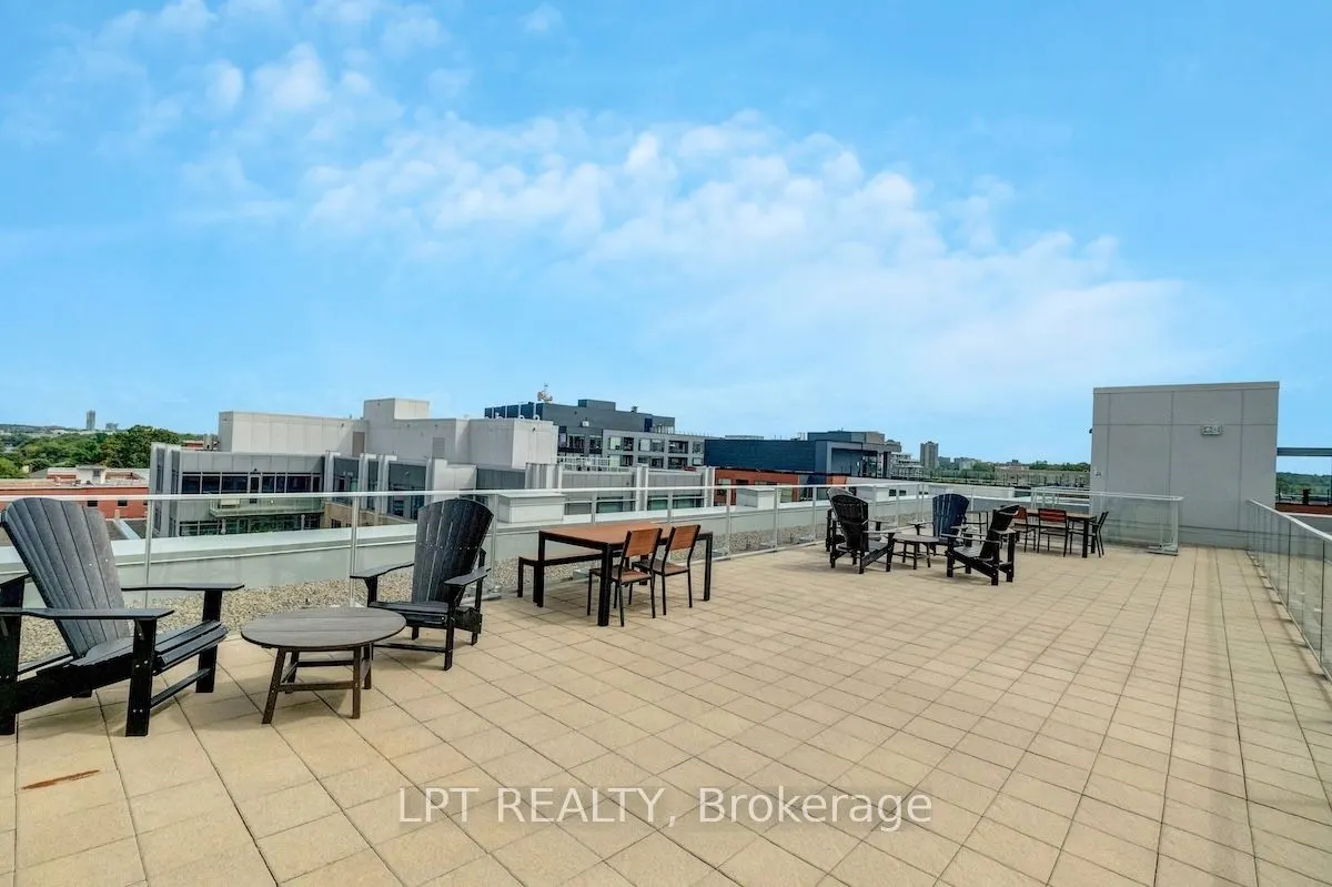 60 Springhurst Avenue, #504