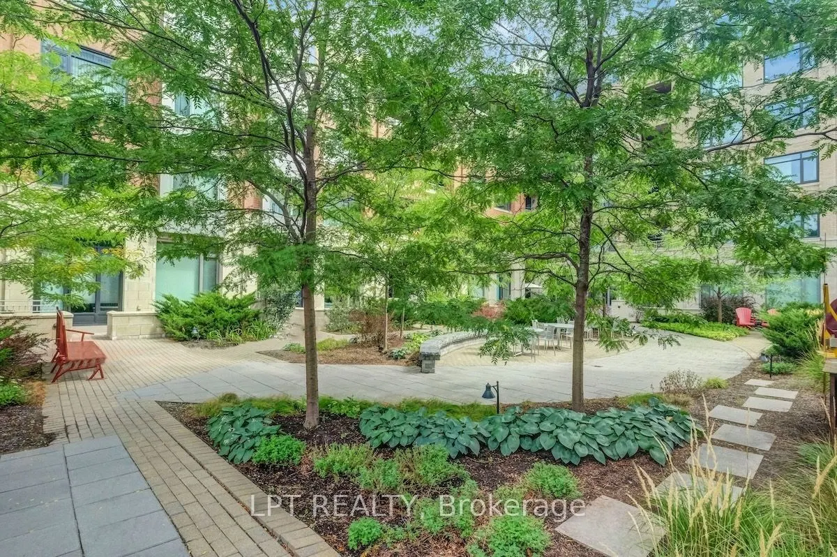 60 Springhurst Avenue, #504
