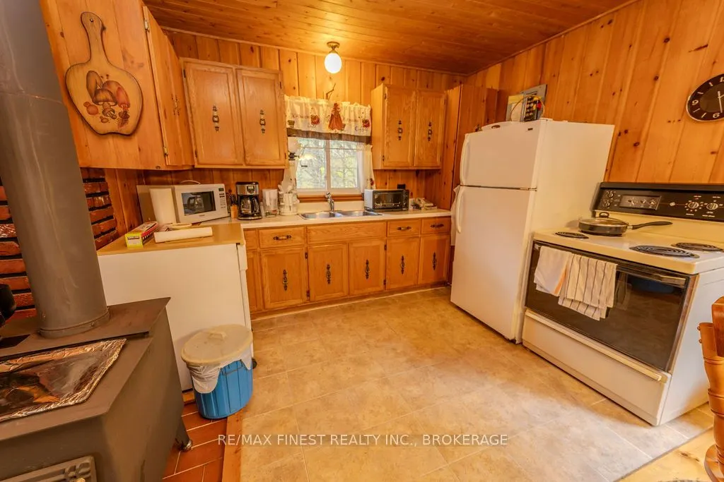 1203 FARM GATE Lane