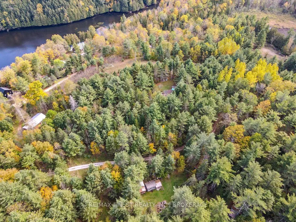 1203 FARM GATE Lane