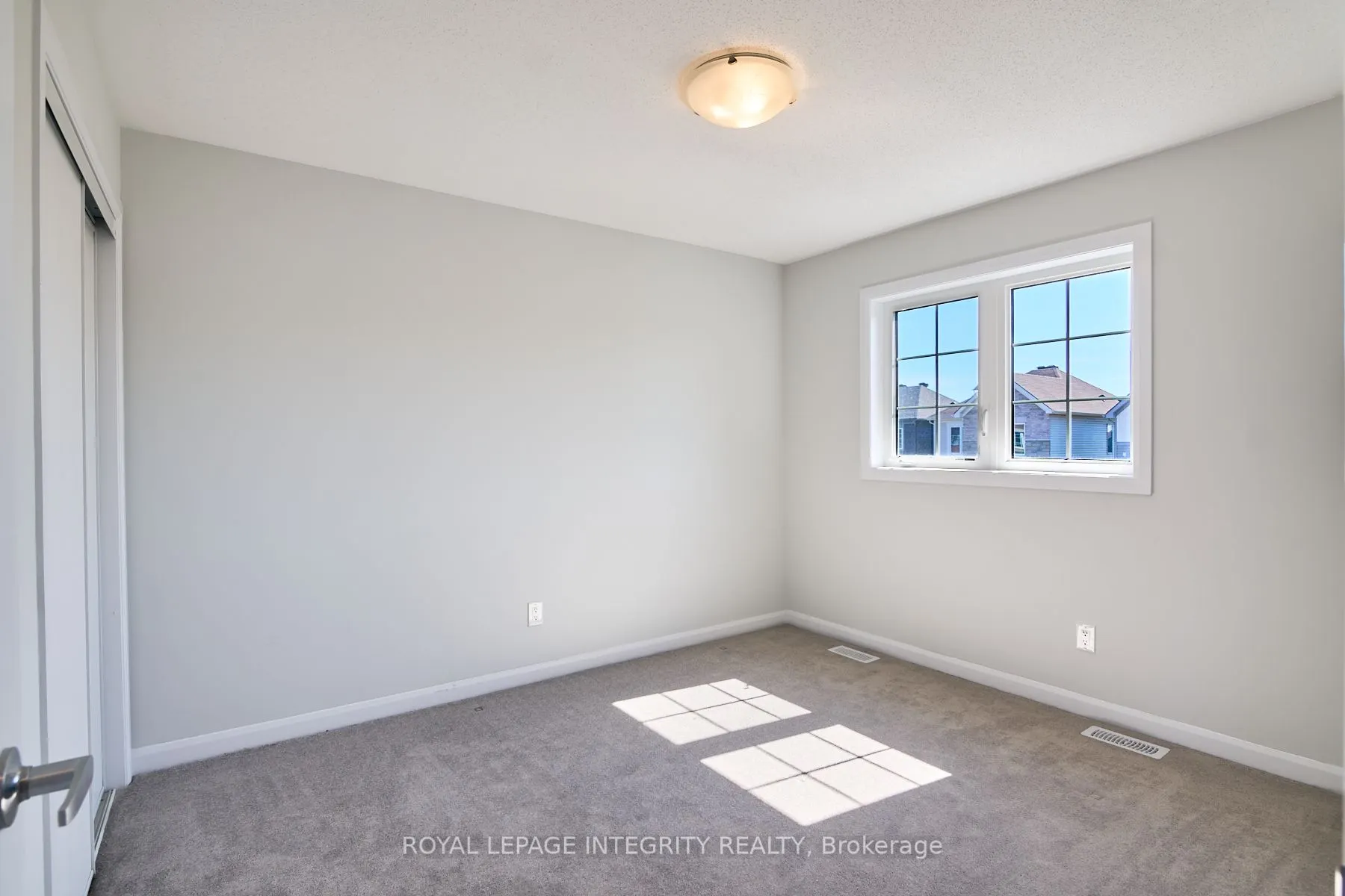223 Elsie Macgill Walk