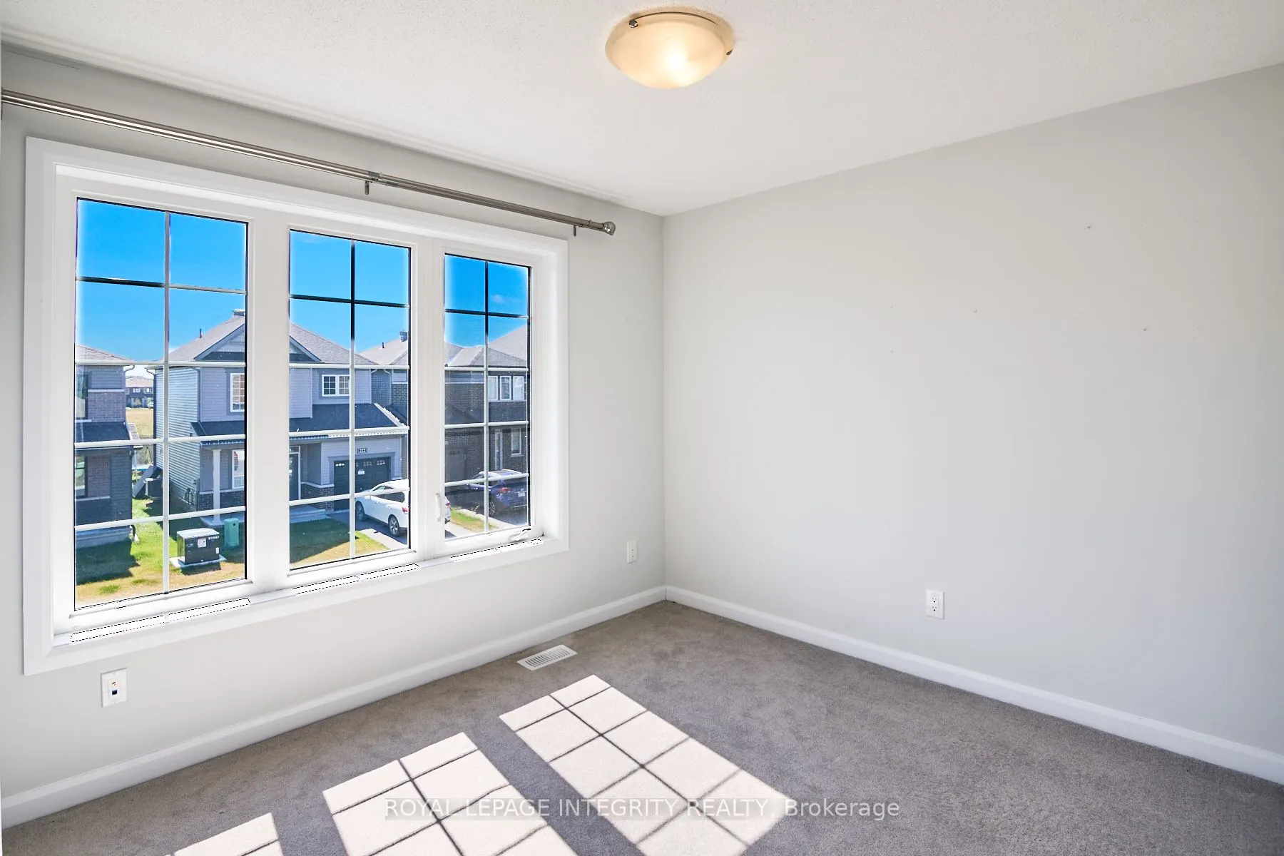 223 Elsie Macgill Walk