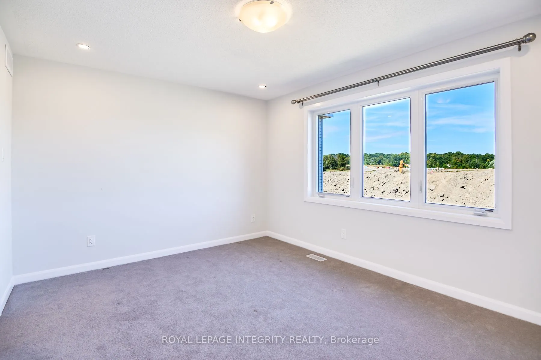 223 Elsie Macgill Walk