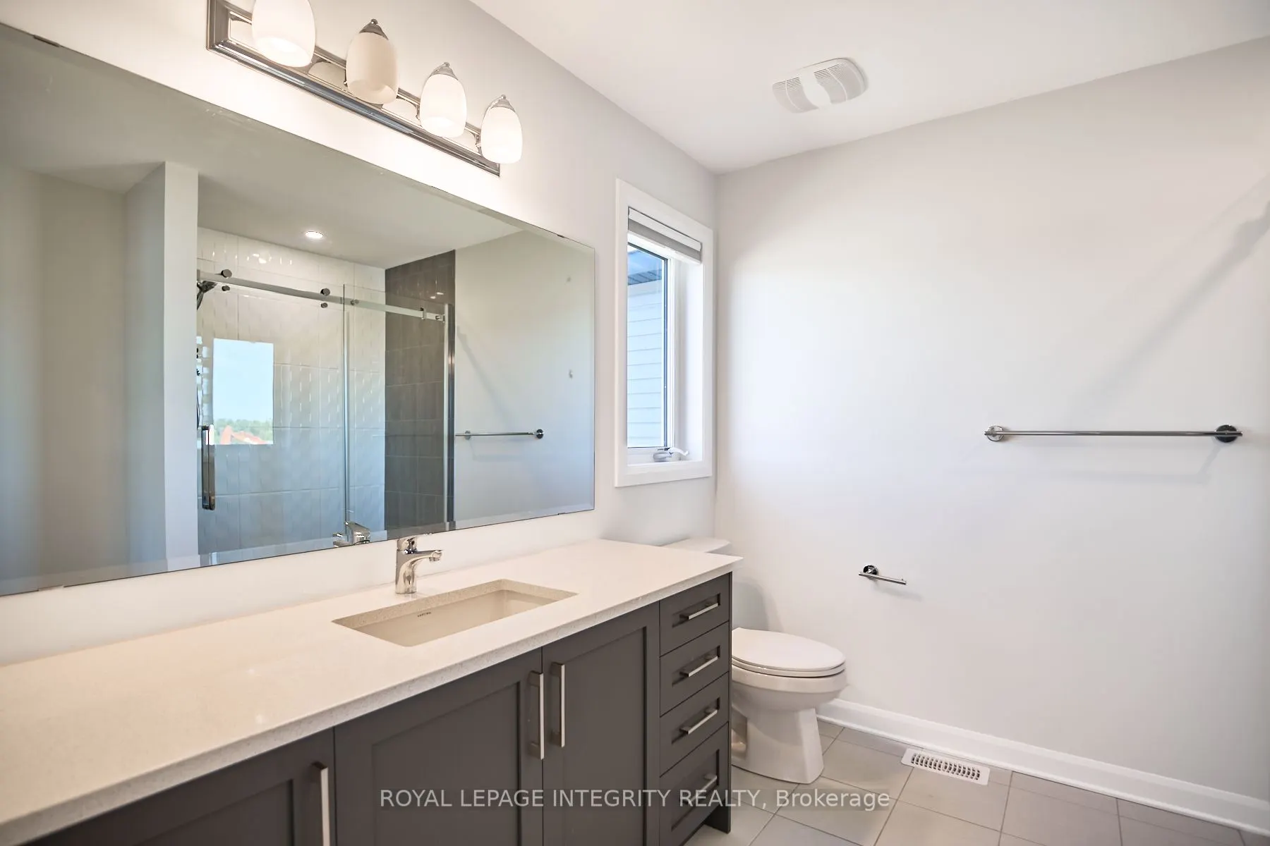 223 Elsie Macgill Walk