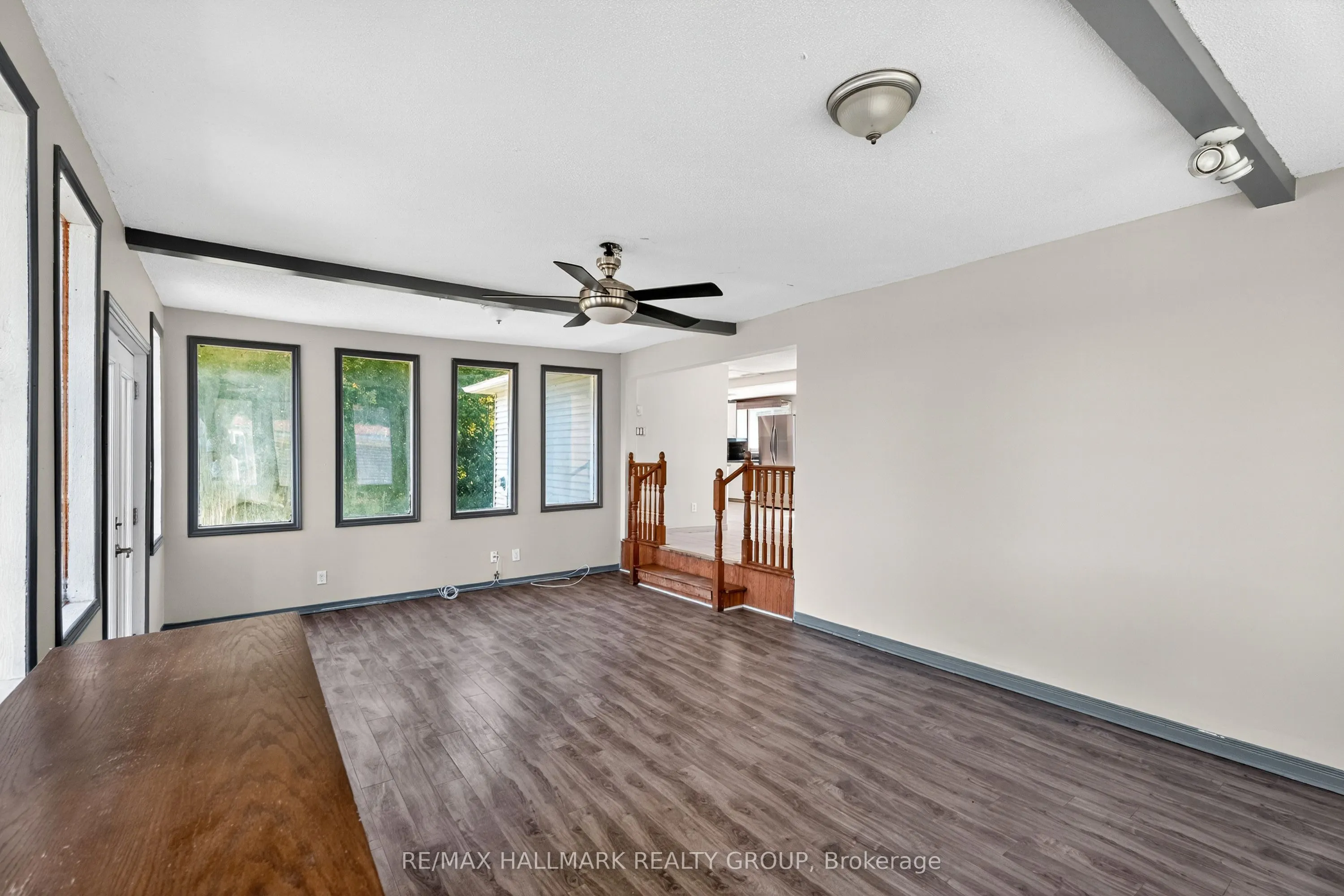 3855 Old Highway 17
