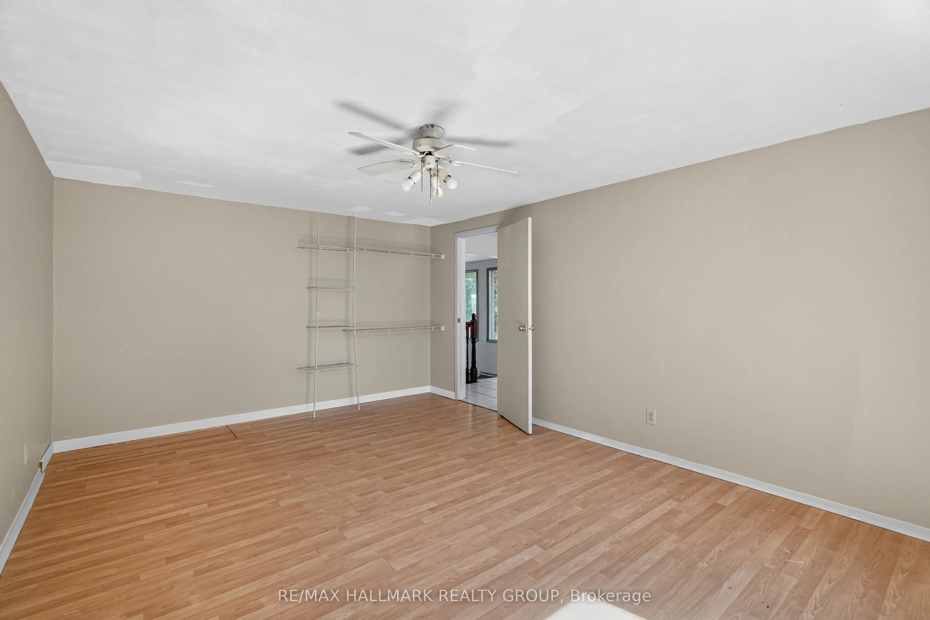 3855 Old Highway 17