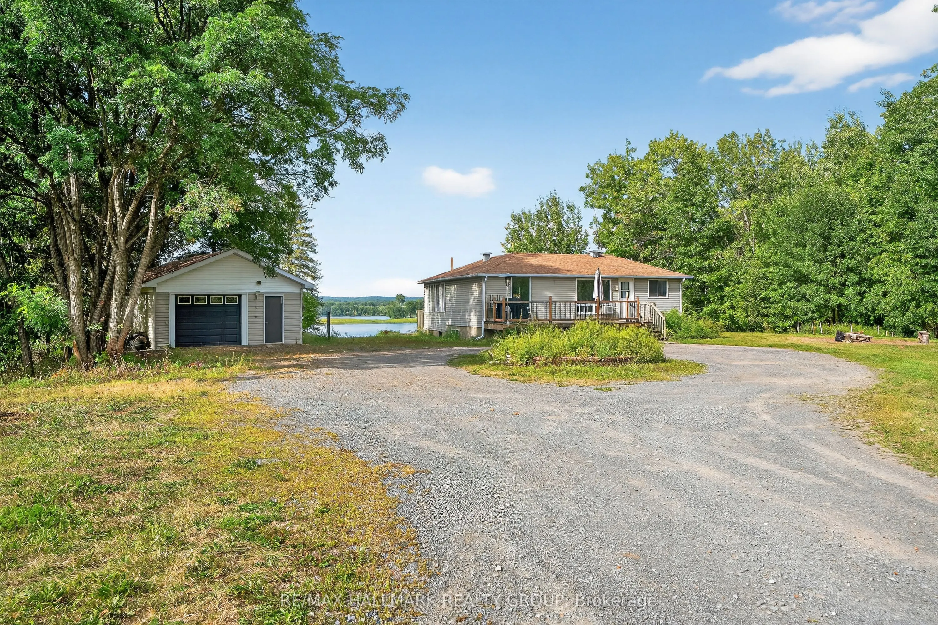 3855 Old Highway 17