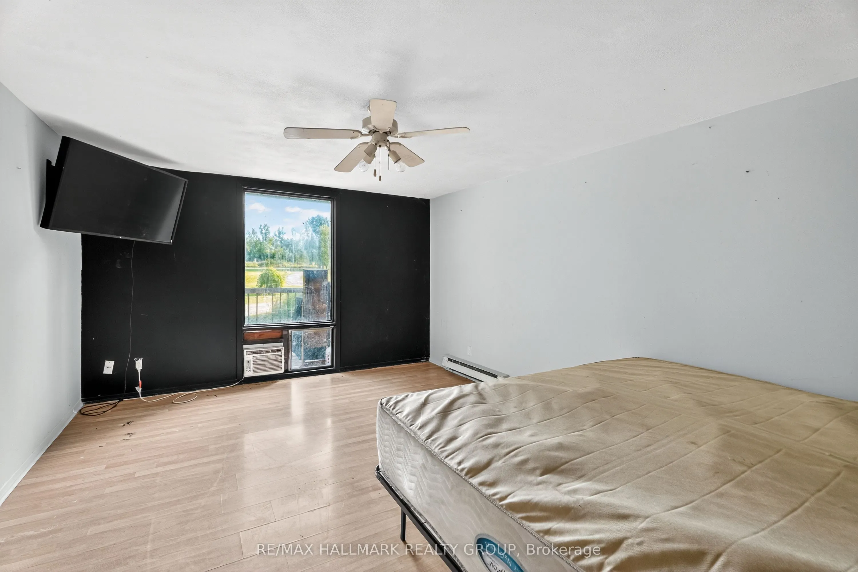 3855 Old Highway 17
