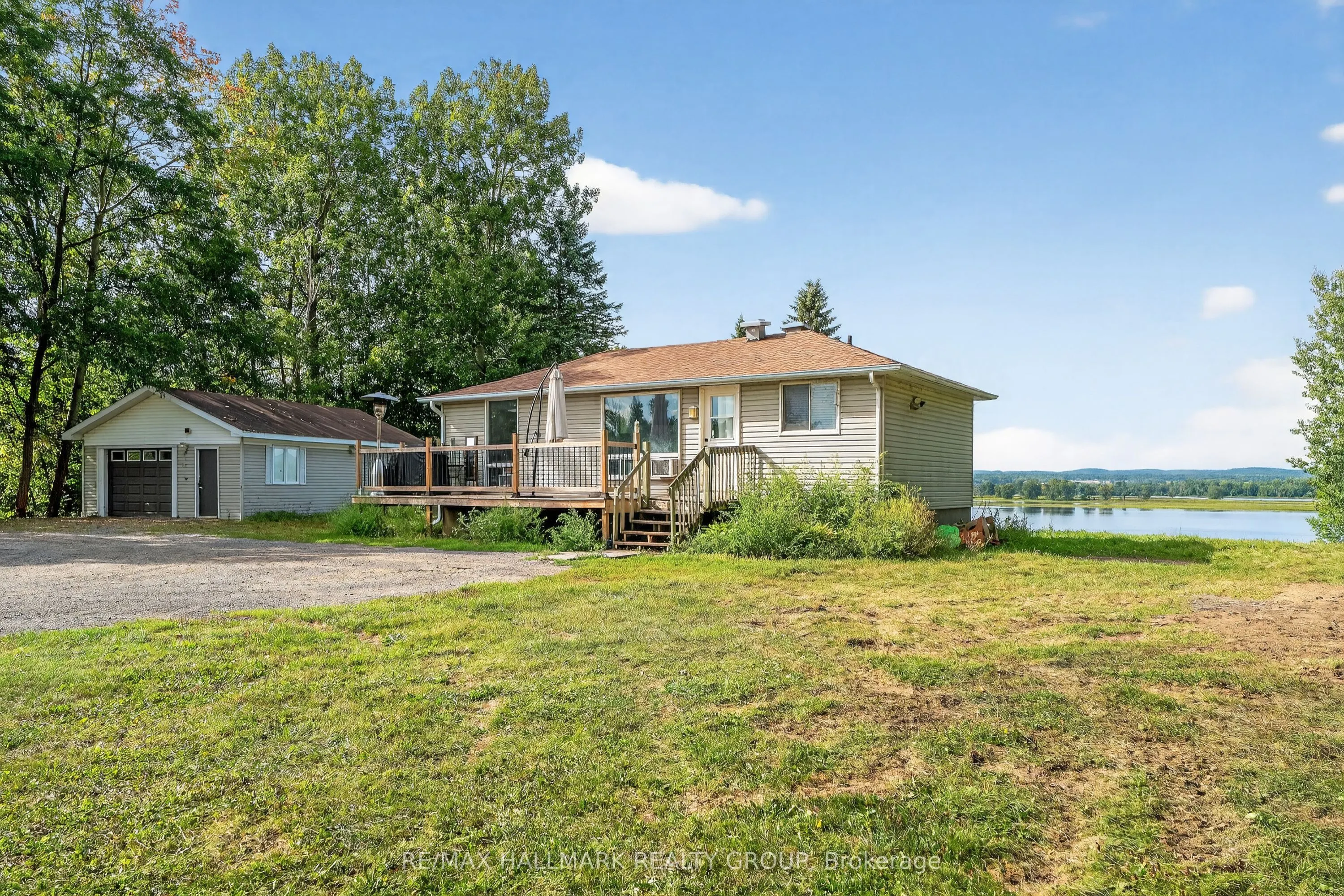 3855 Old Highway 17