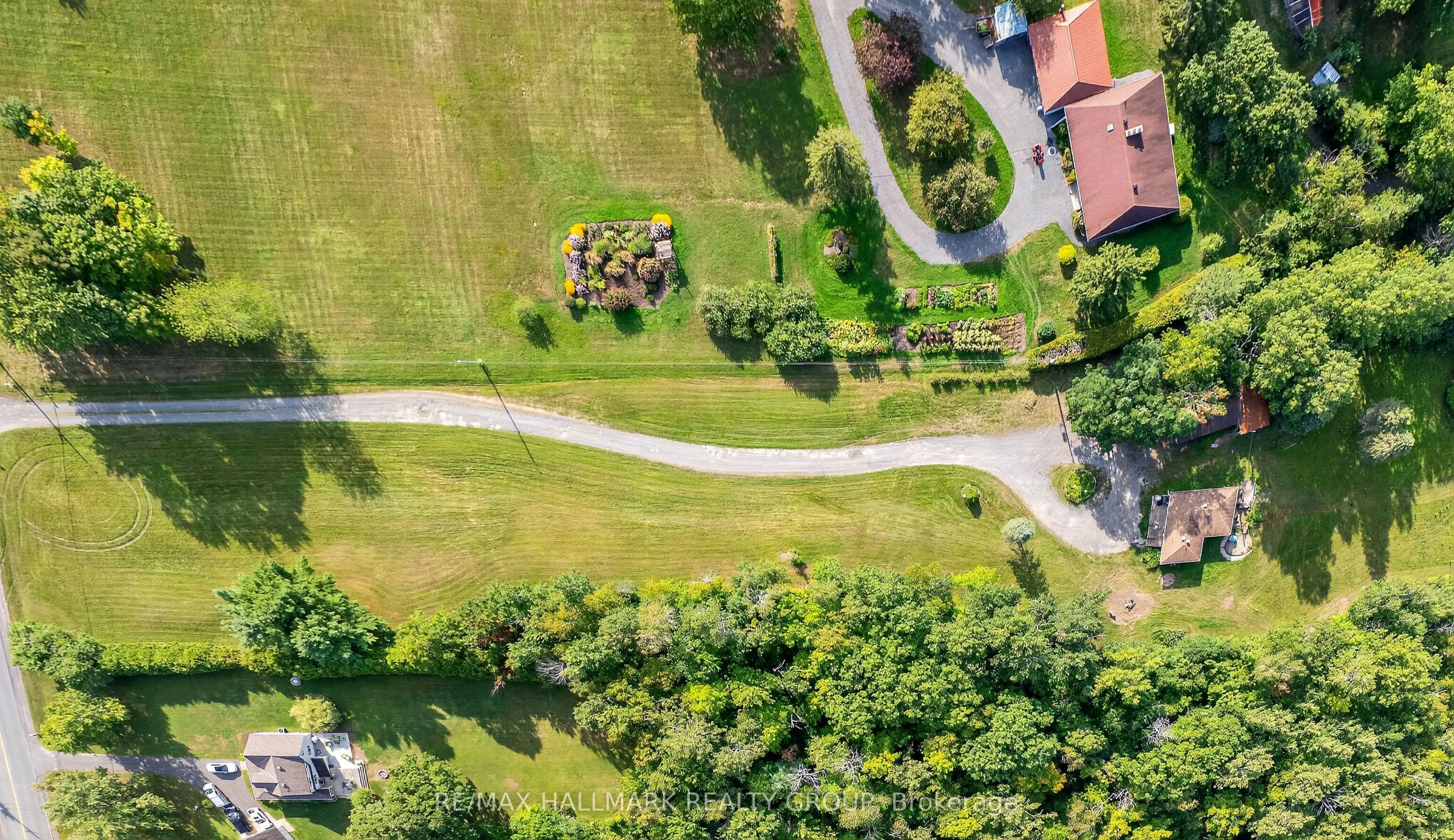 3855 Old Highway 17