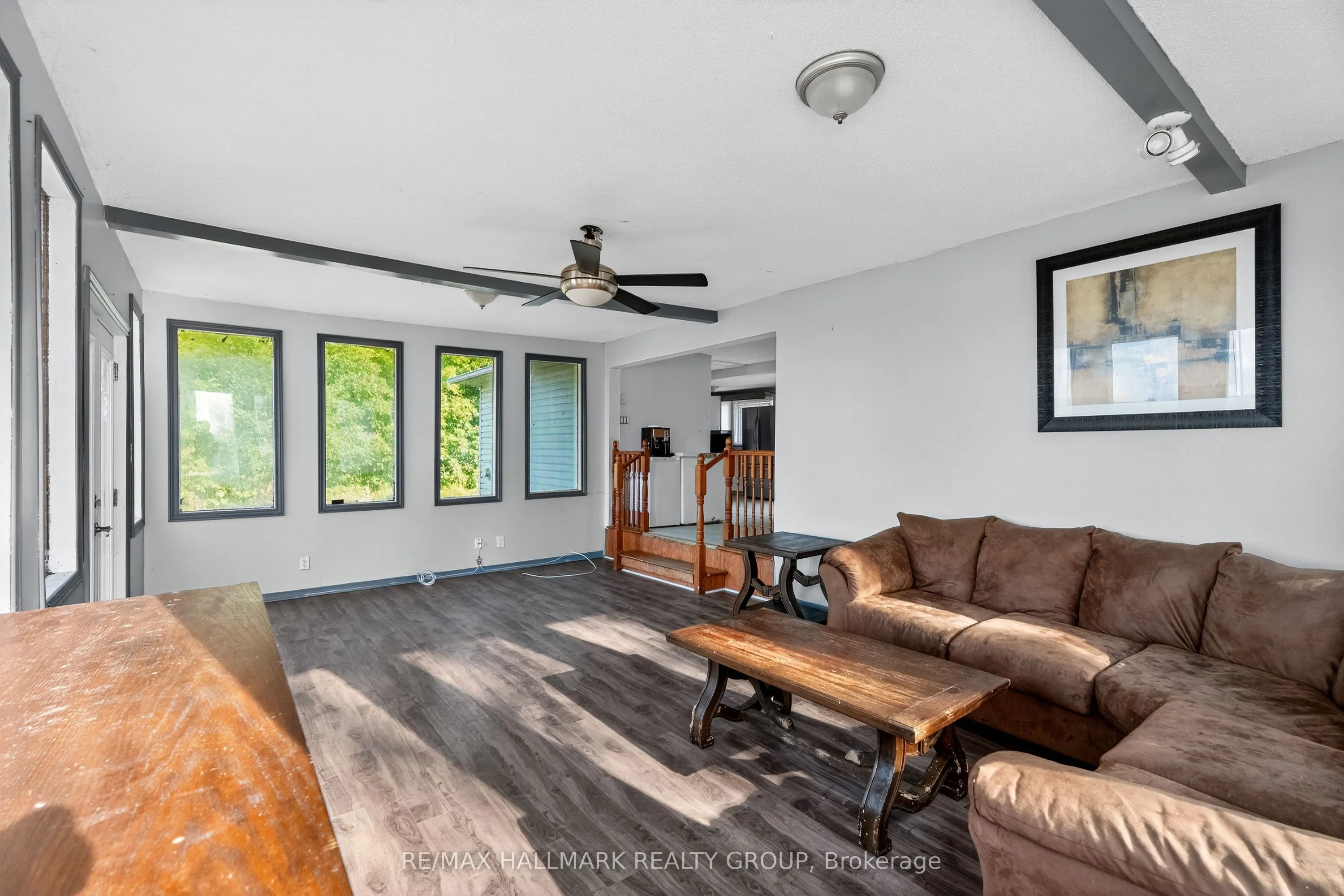 3855 Old Highway 17