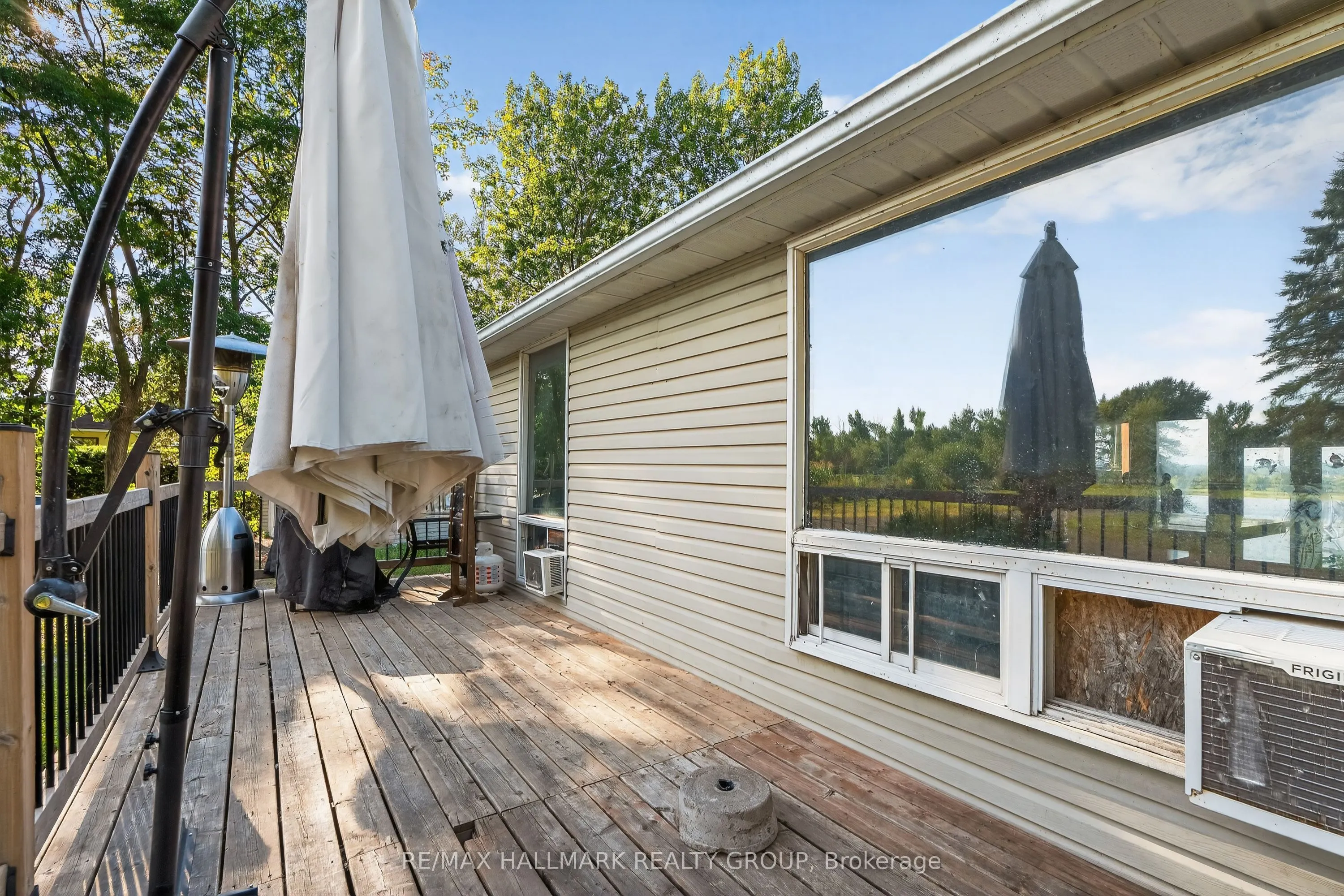 3855 Old Highway 17