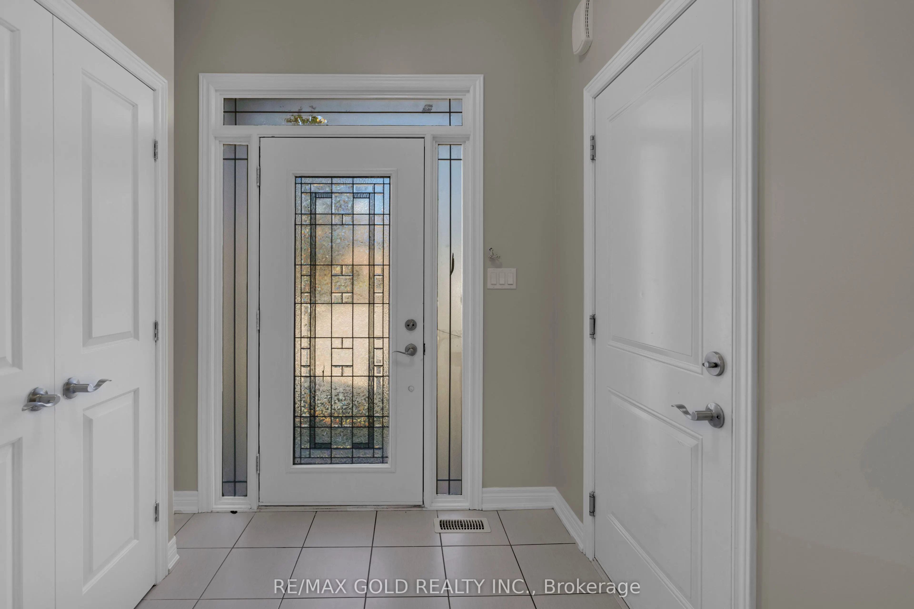 19 Santa Barbara Lane