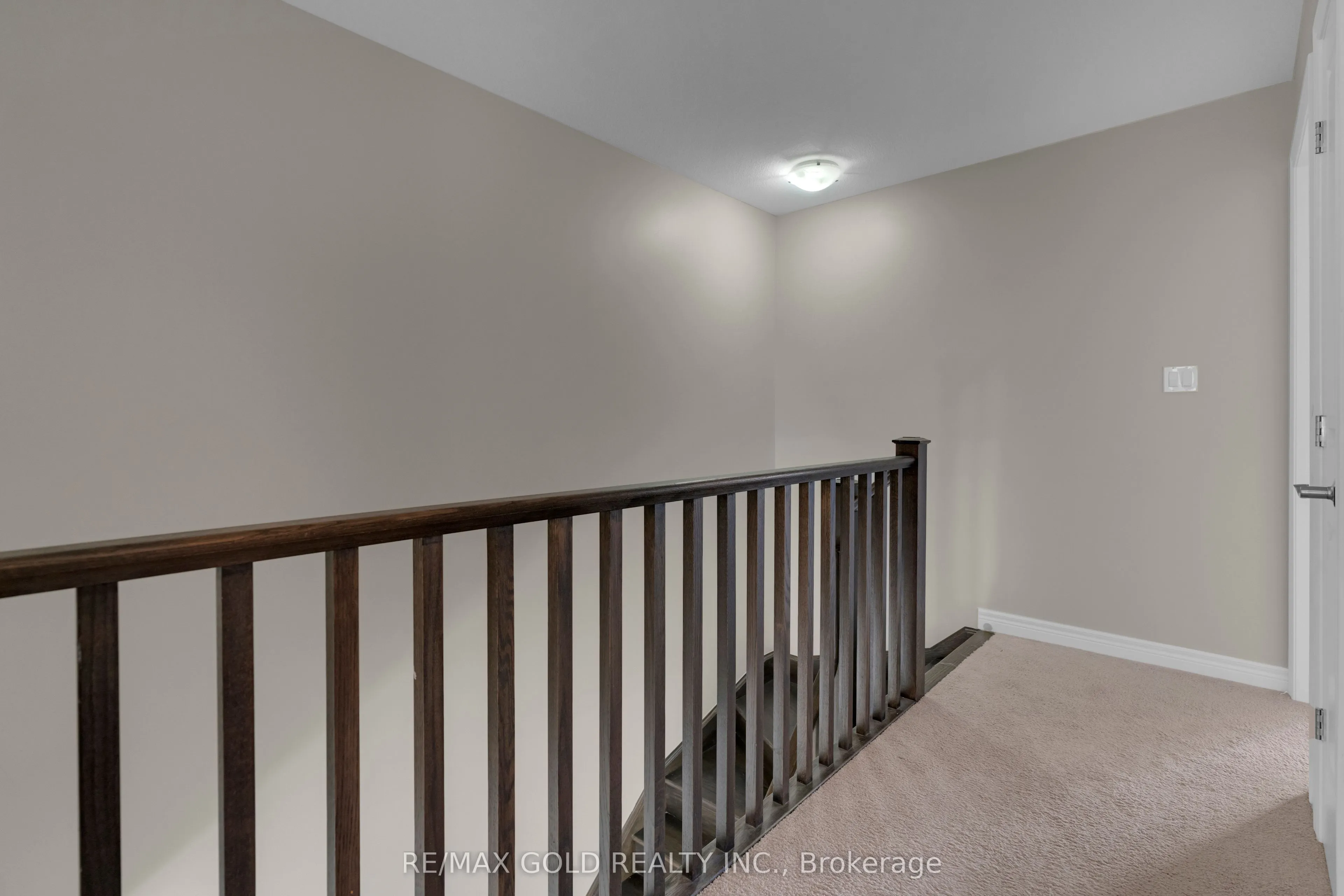 19 Santa Barbara Lane