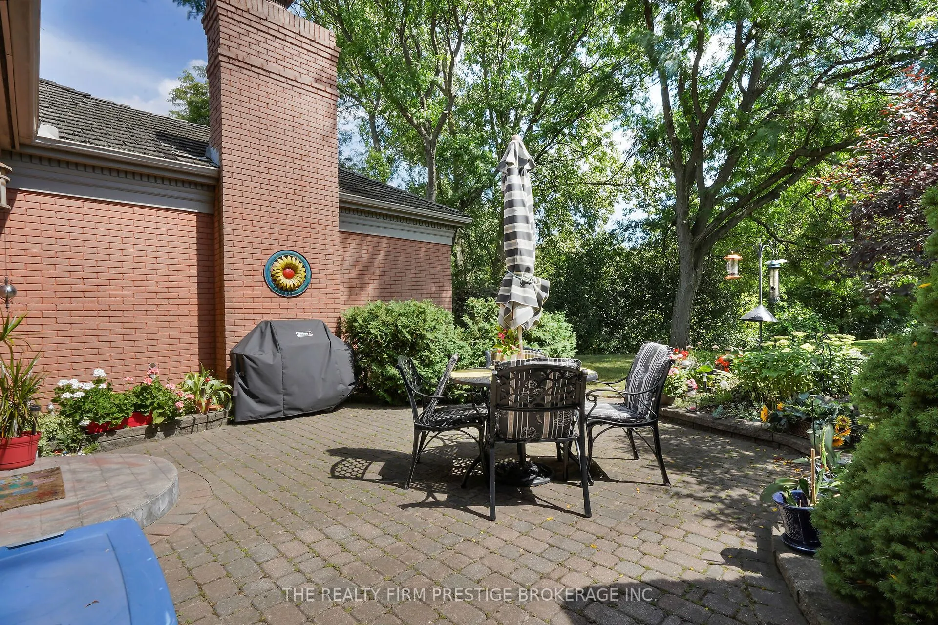 1003 Hunt Club Mews