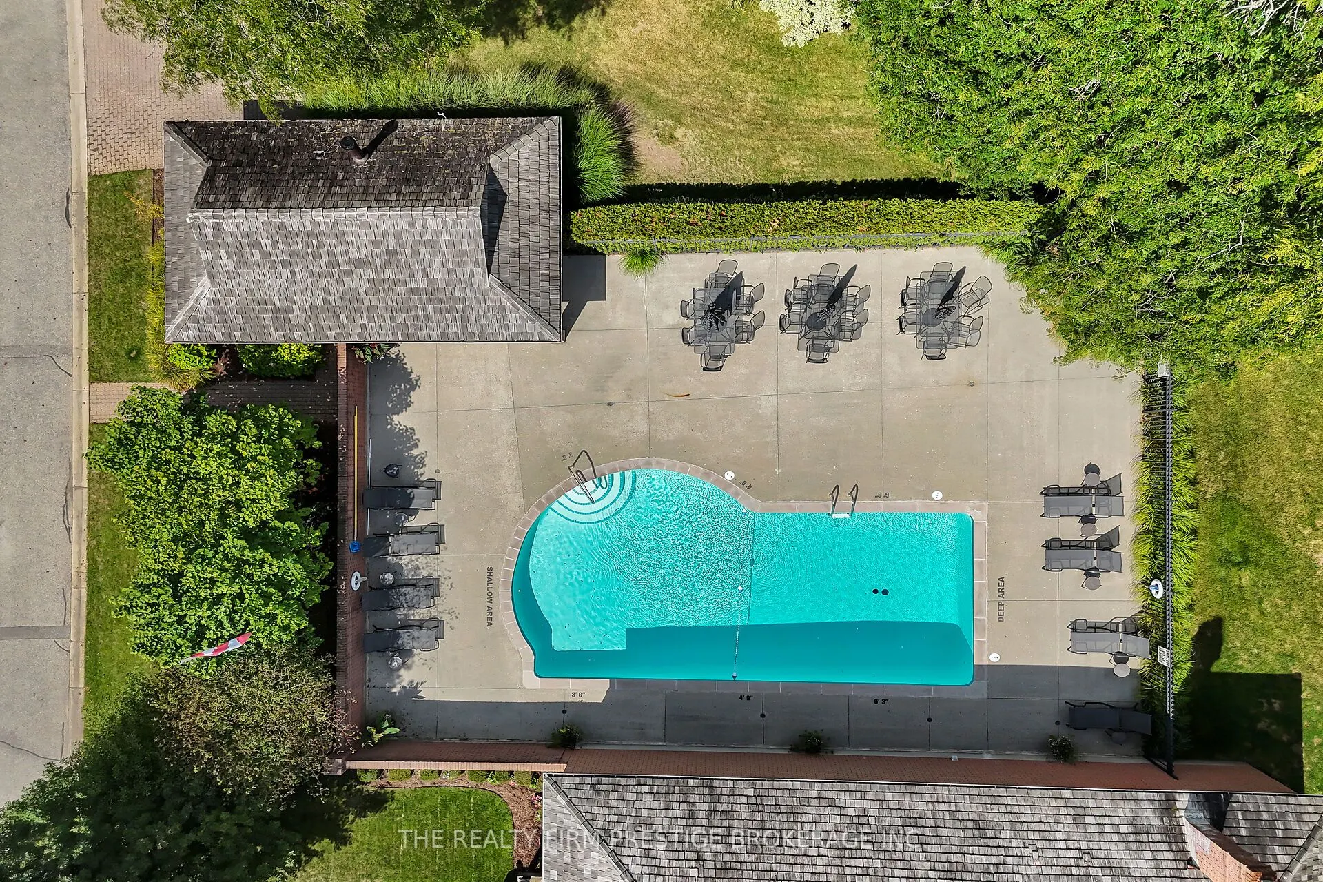 1003 Hunt Club Mews