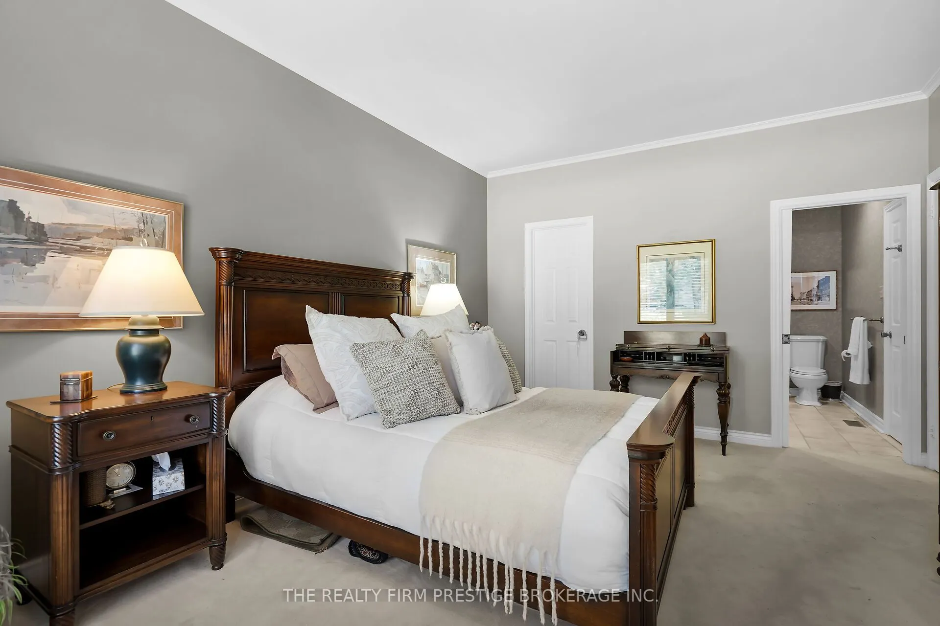 1003 Hunt Club Mews