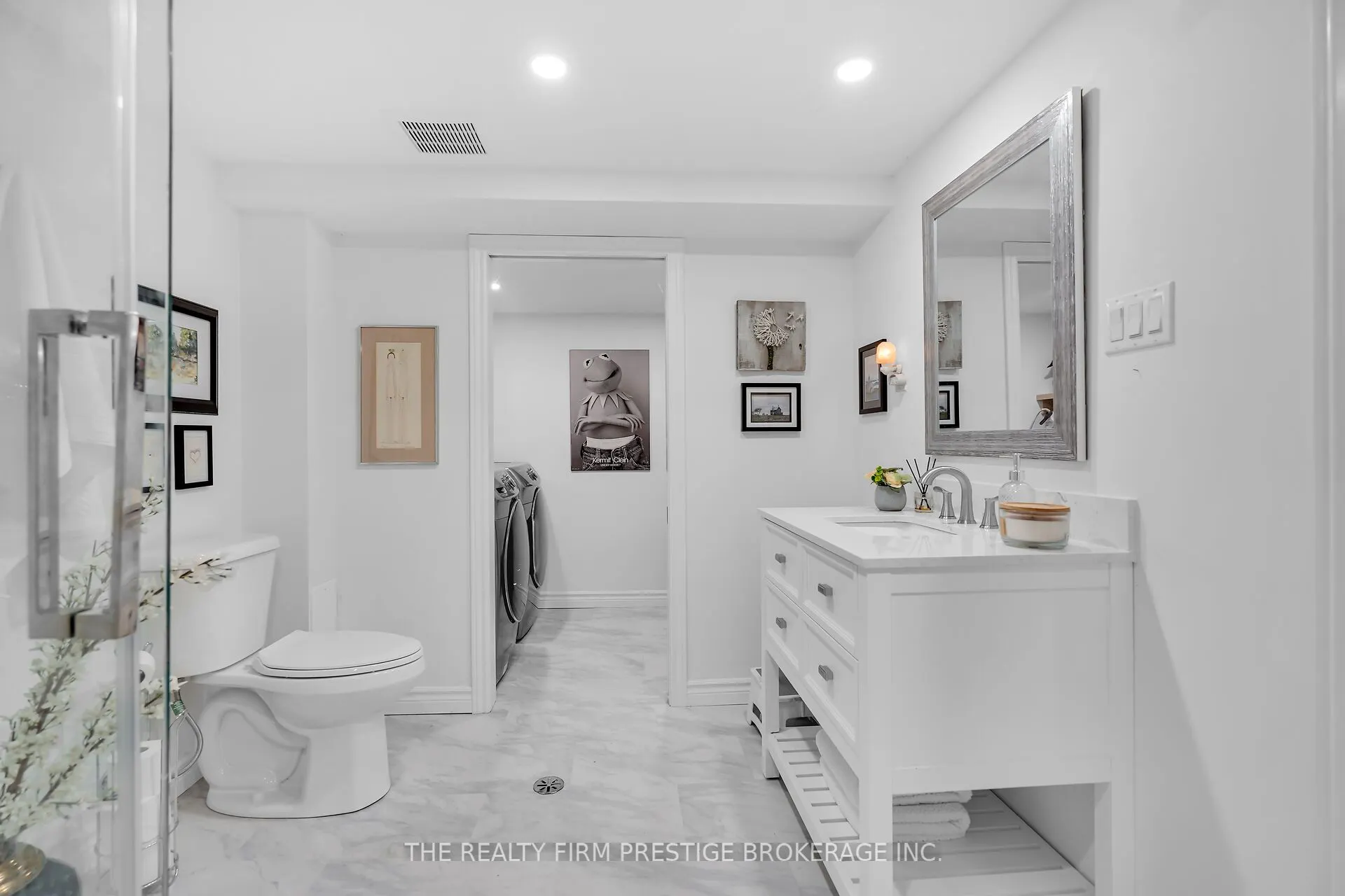 1003 Hunt Club Mews