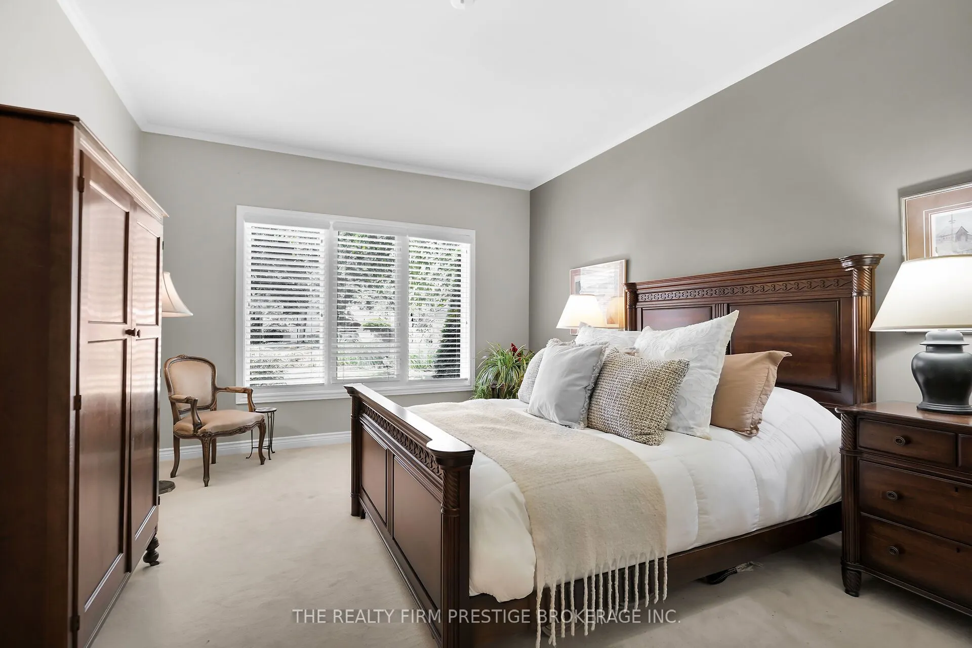1003 Hunt Club Mews