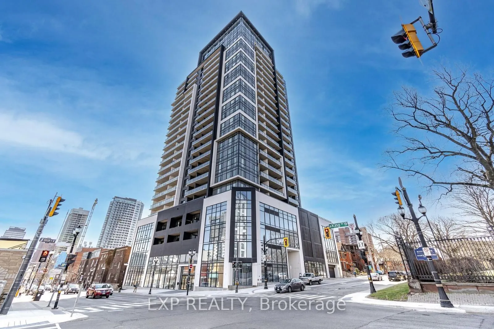 15 Queen Street S, #805
