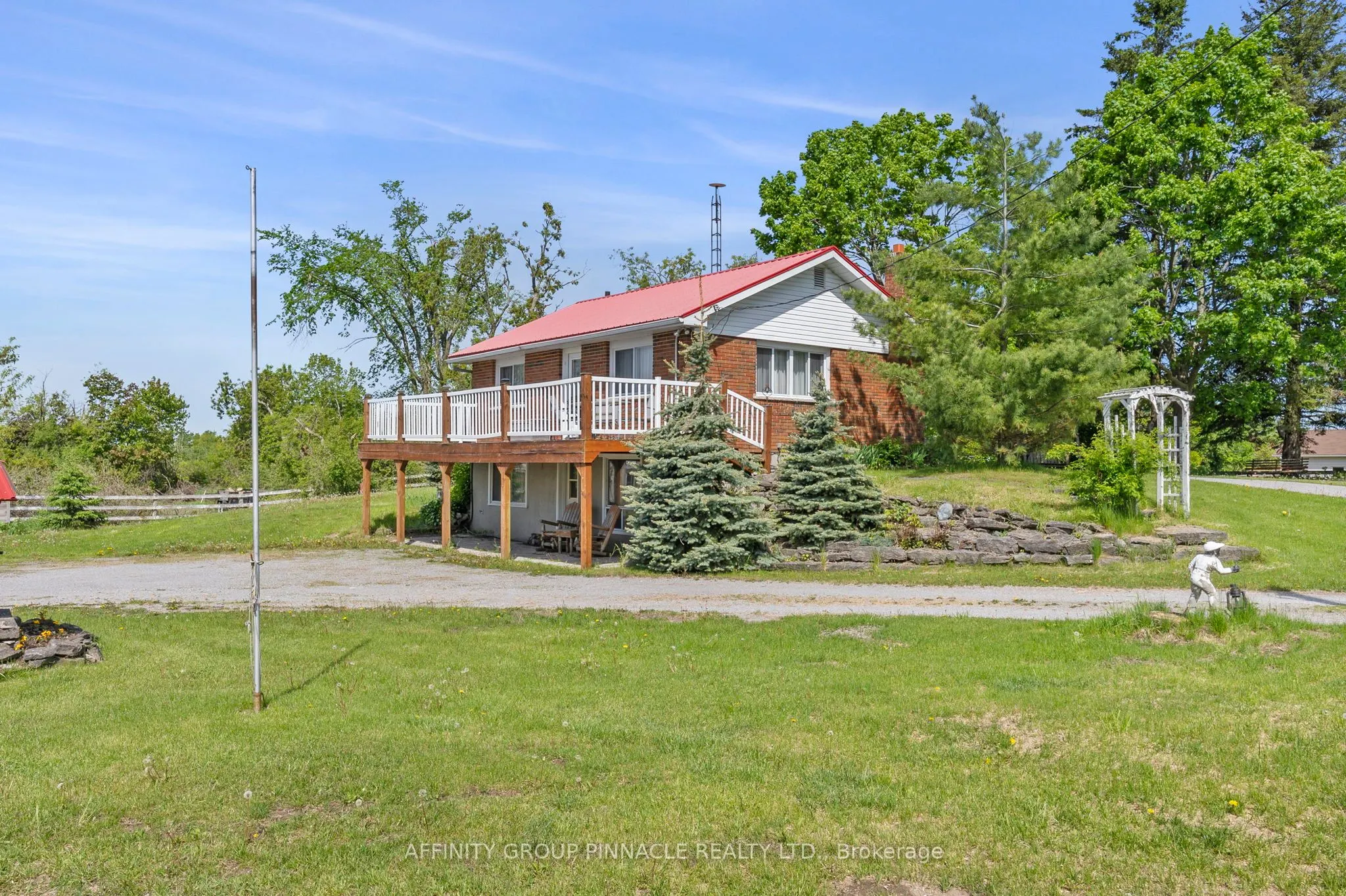 572 County Rd 8 Road
