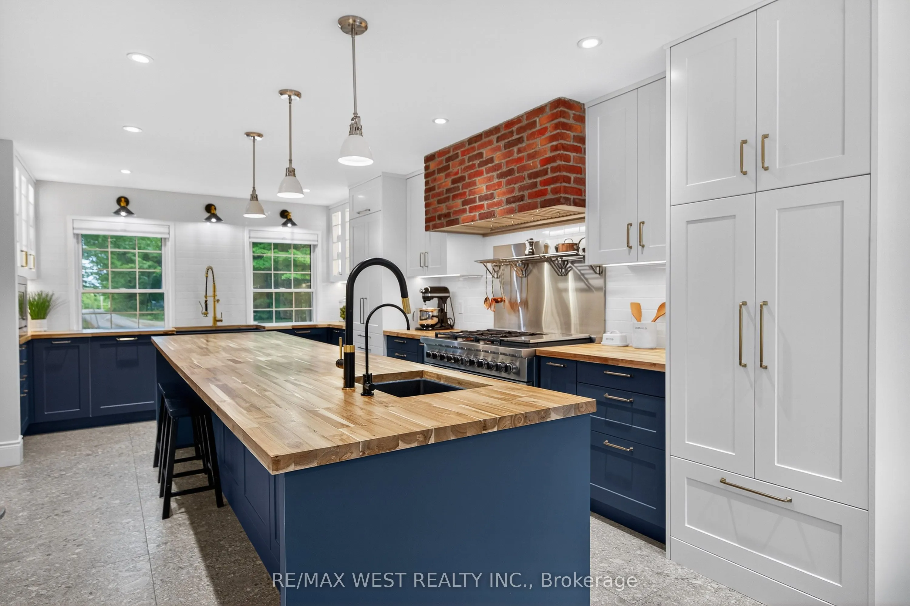398 Sandy Hook Road