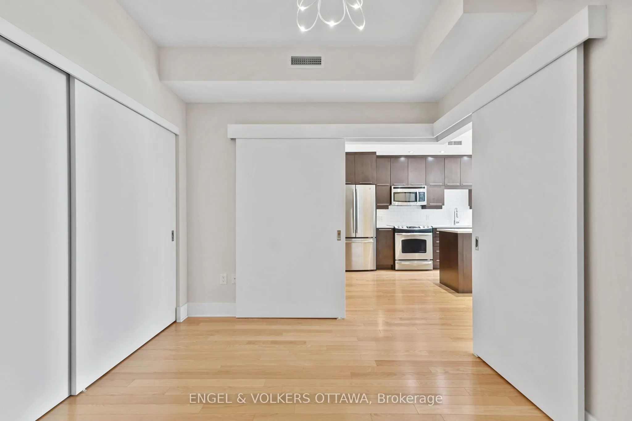 101 Richmond Road, #503