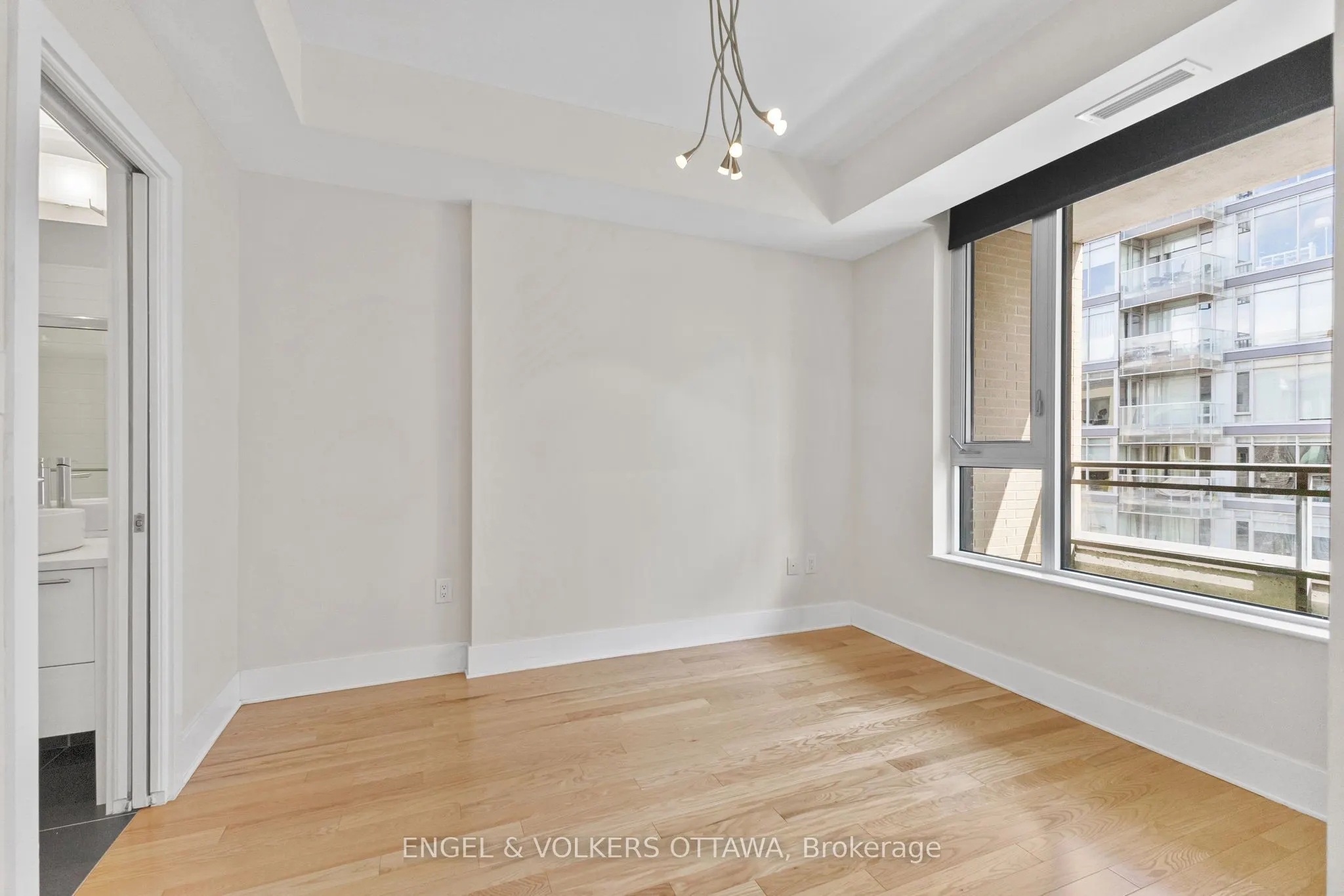 101 Richmond Road, #503