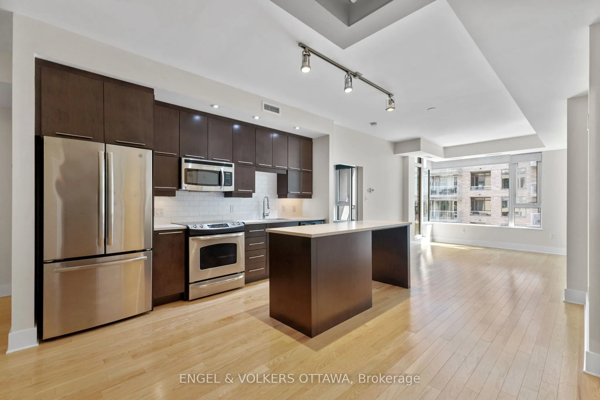 101 Richmond Road, #503