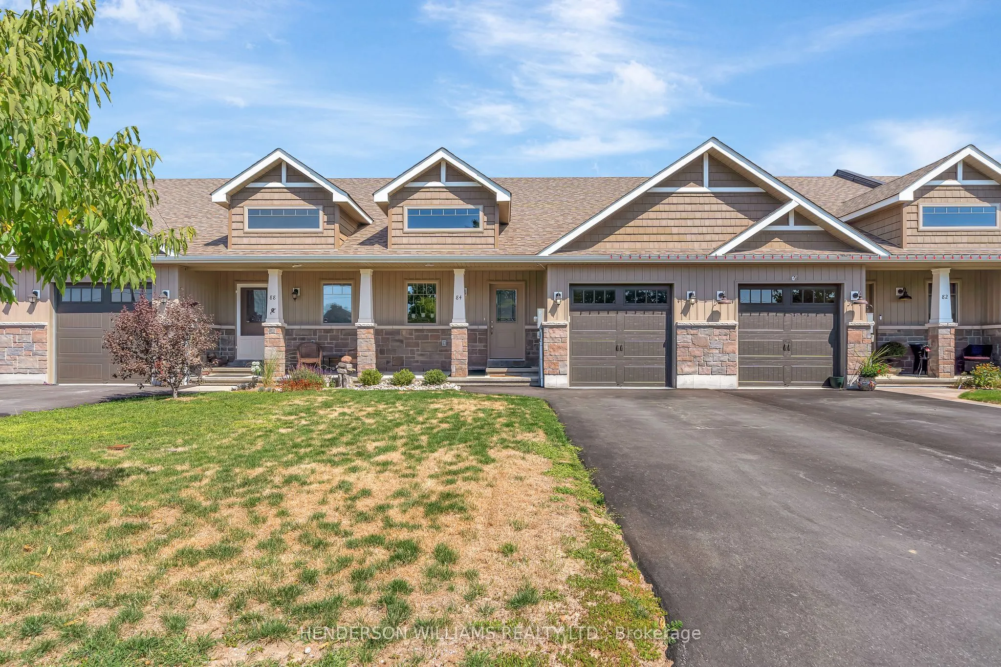 84 Farrington Crescent