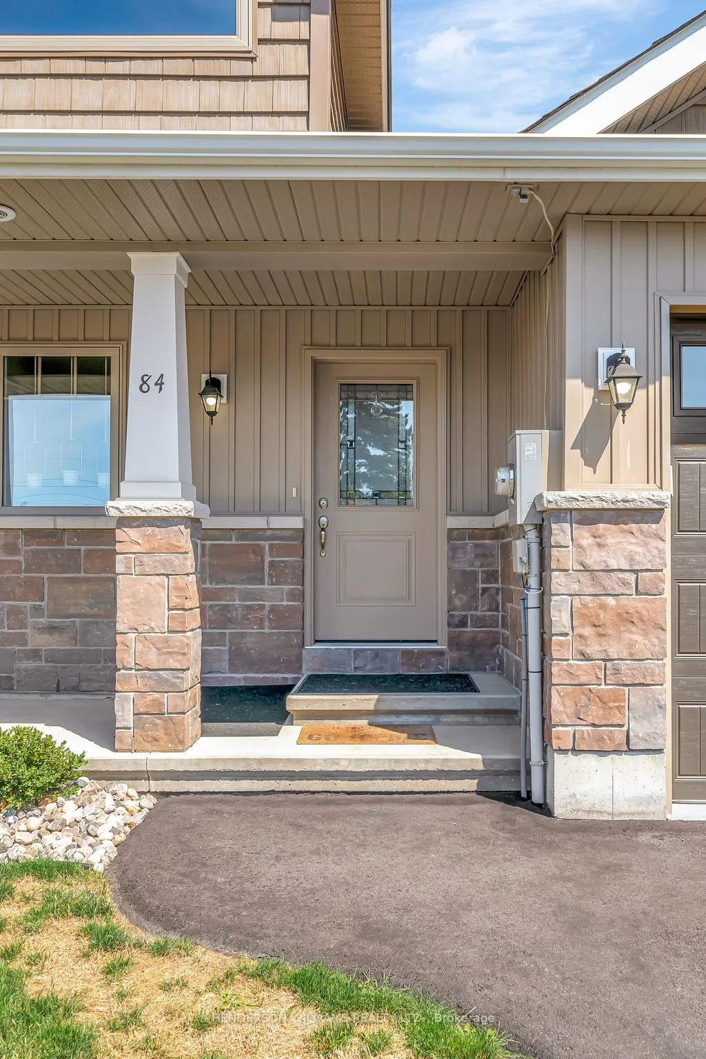 84 Farrington Crescent