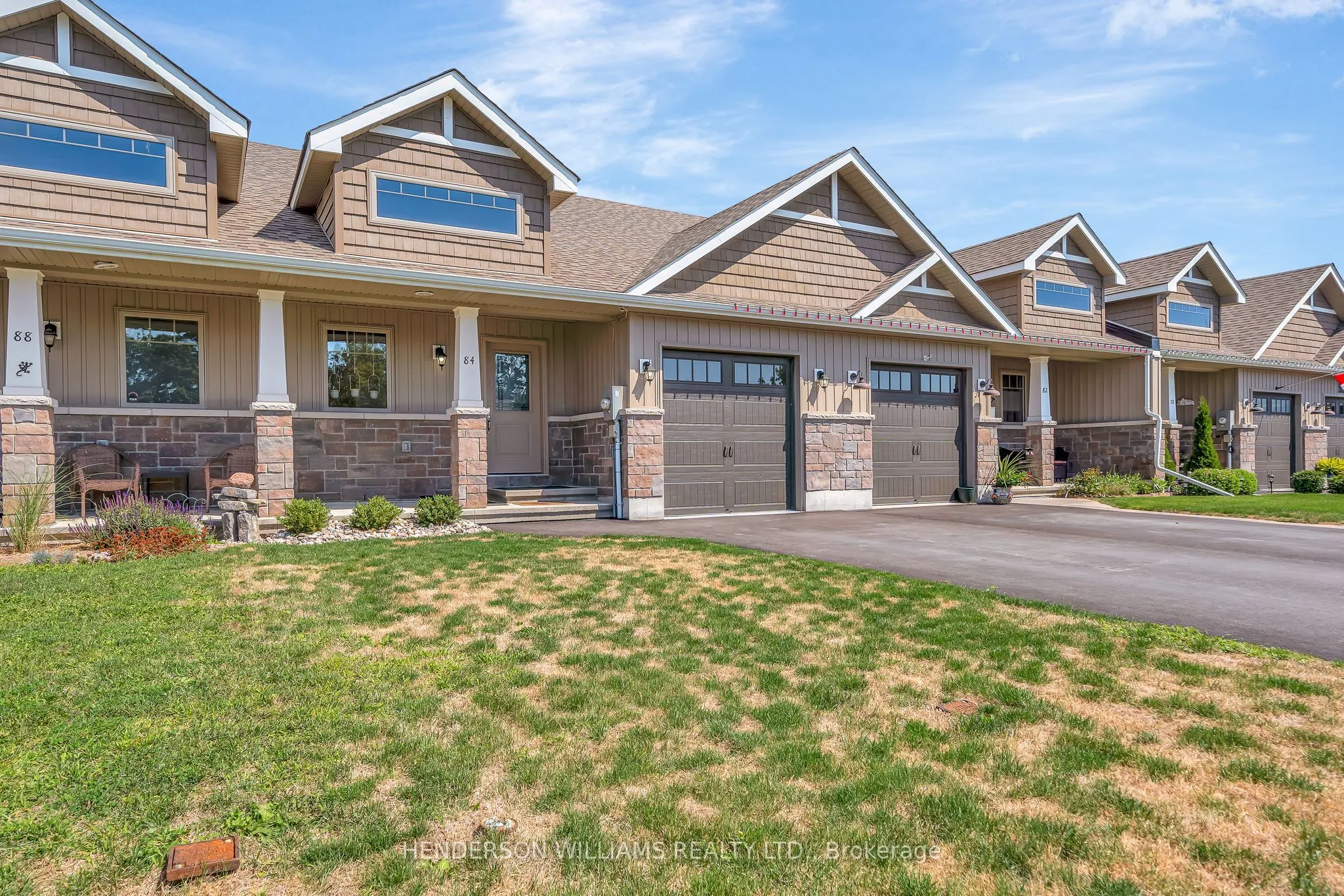 84 Farrington Crescent